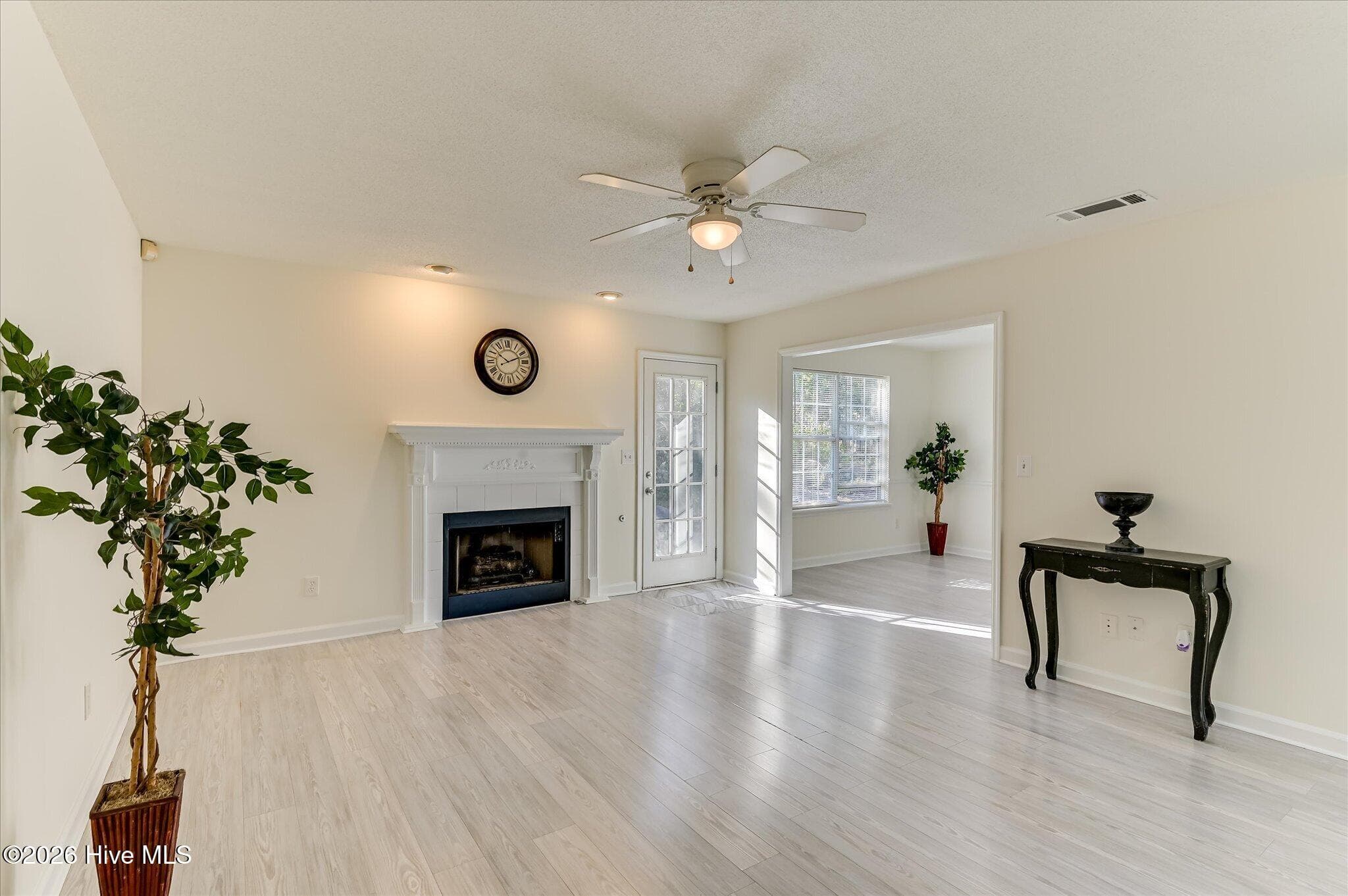 Single Family Residence at 5291 Silver Fox Way, North Augusta, SC 29841, photo 9 of 33