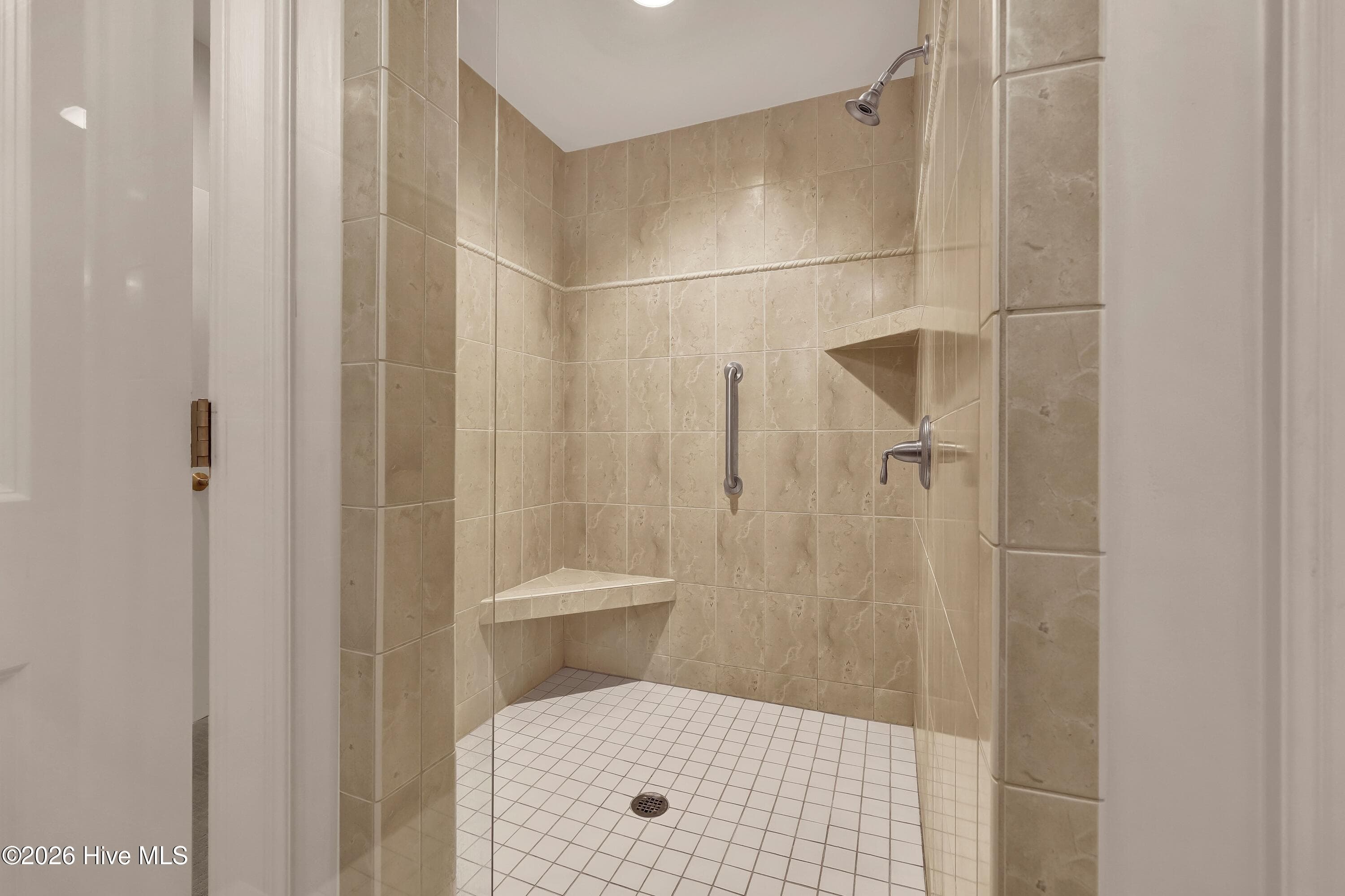 Single Family Residence at 405 Moss Tree Drive, Wilmington, NC 28405, photo 17 of 49