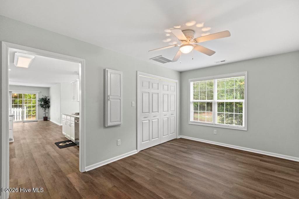 Condominium at 405 Jasmine N, Swansboro, NC 28584, photo 33 of 40