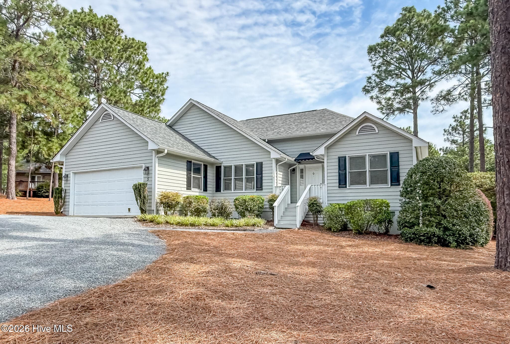 Single Family Residence at 5 Bridle Path Circle, Pinehurst, NC 28374, photo 3 of 65