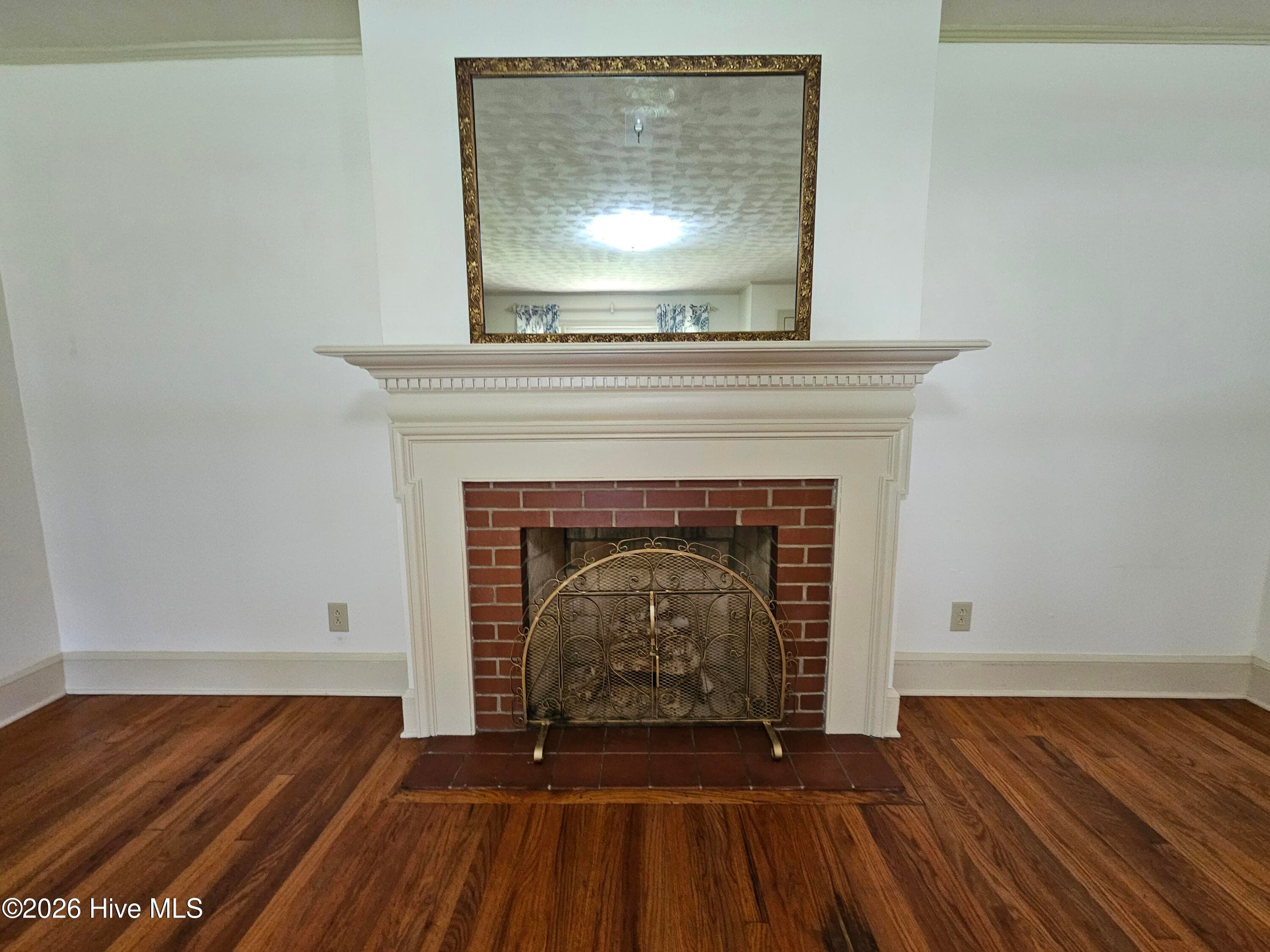 Single Family Residence at 702 Stewart Avenue, Clinton, NC 28328, photo 6 of 18