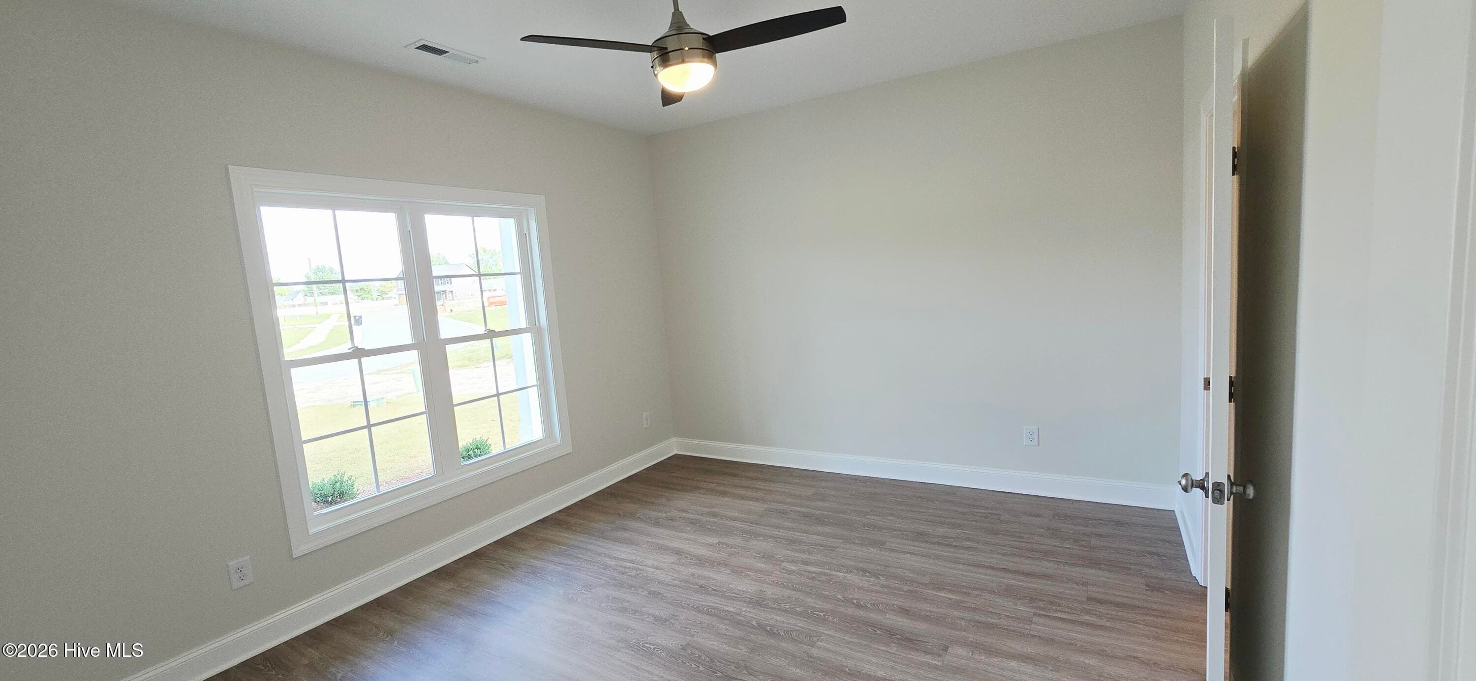 Single Family Residence at 4085 Regina Lane, Ayden, NC 28513, photo 17 of 43