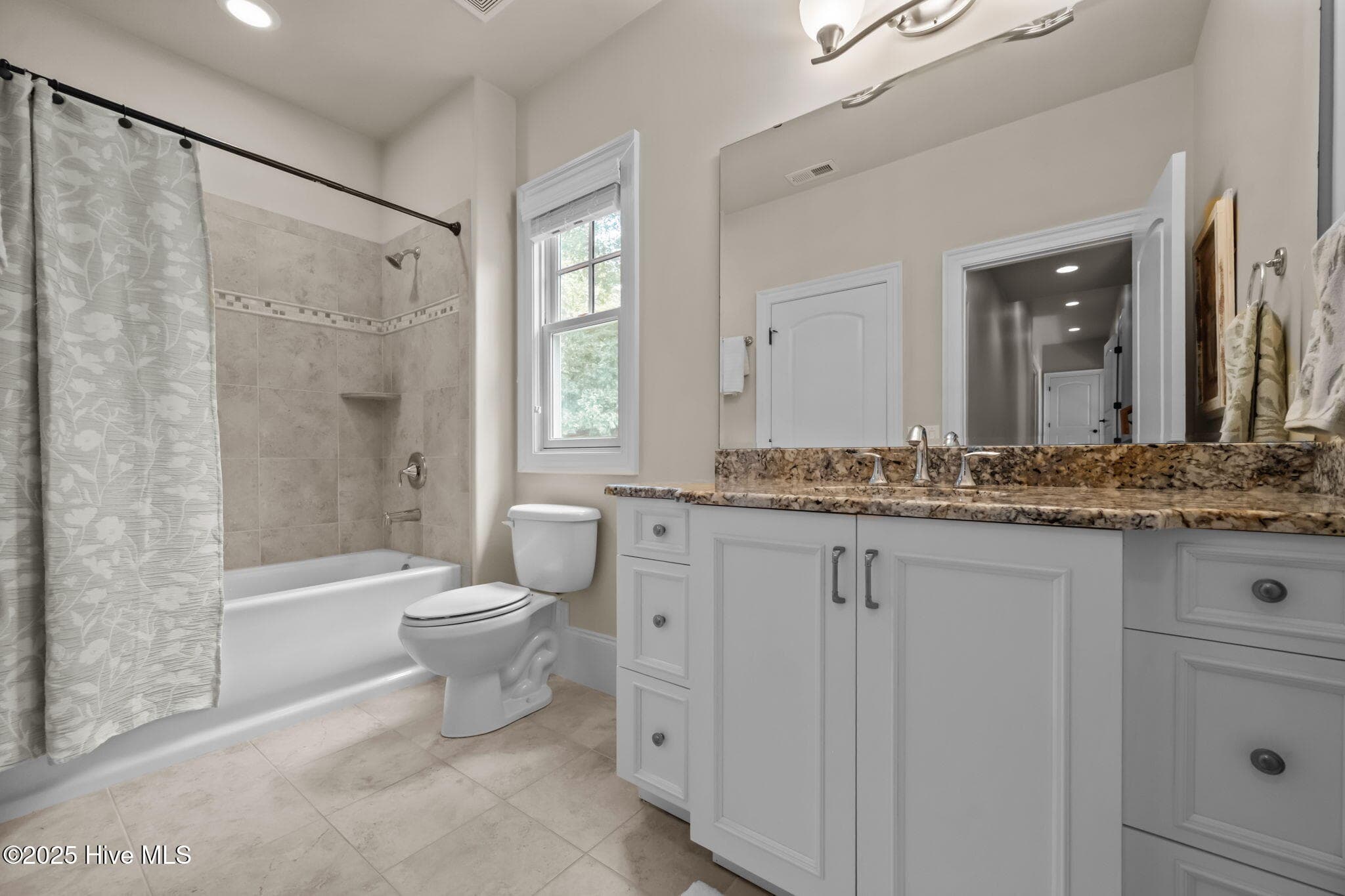 Single Family Residence at 125 Falling Water Way, Wallace, NC 28466, photo 59 of 81