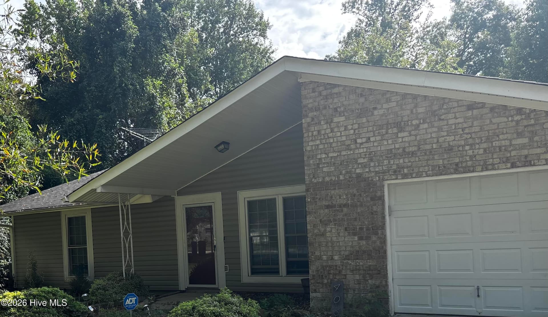 406 Estate Drive, Jacksonville, NC 28540