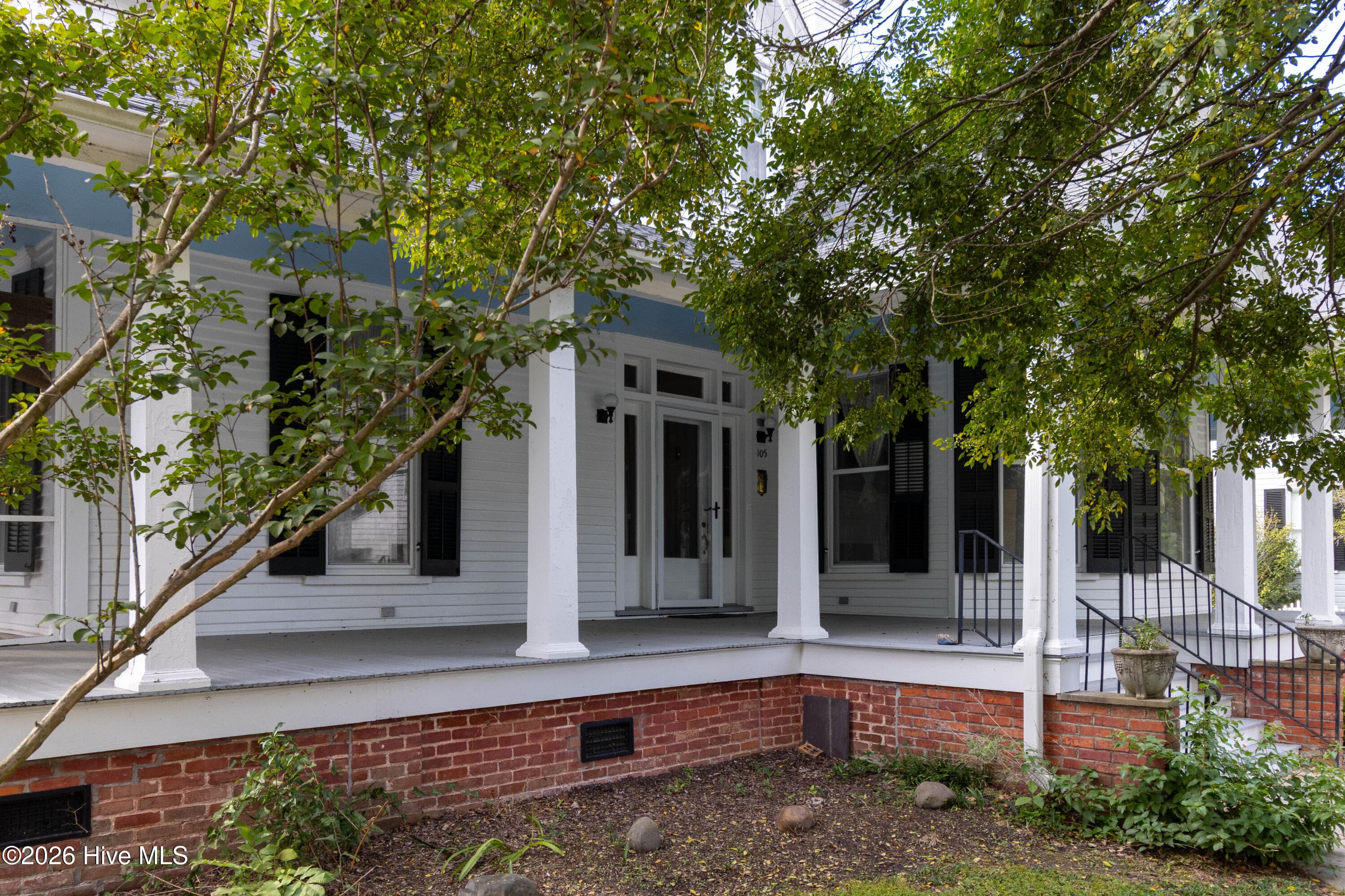 Single Family Residence at 105 N Granville Street, Edenton, NC 27932, photo 3 of 54