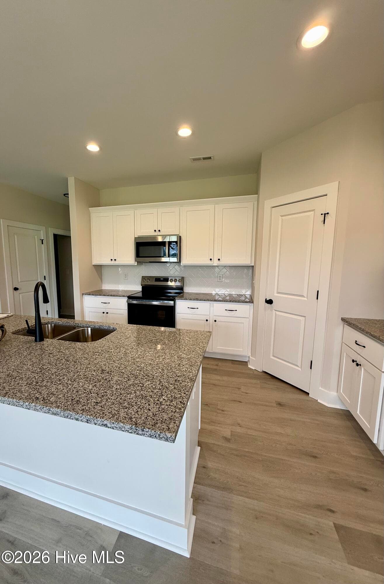 Single Family Residence at 400 Mossy Cup Lane, Aberdeen, NC 28315, photo 12 of 23