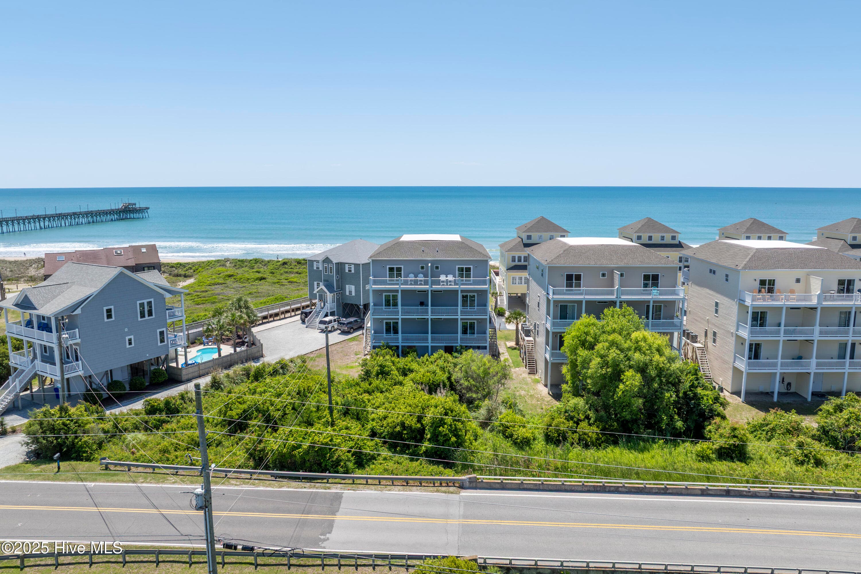 Townhouse at 876 Villas Drive, North Topsail Beach, NC 28460, photo 11 of 42