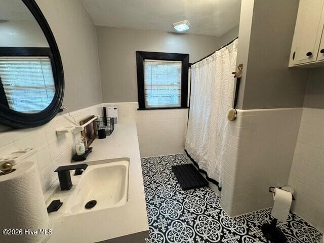 Single Family Residence at 601 N Curtis Street N, Ahoskie, NC 27910, photo 2 of 3