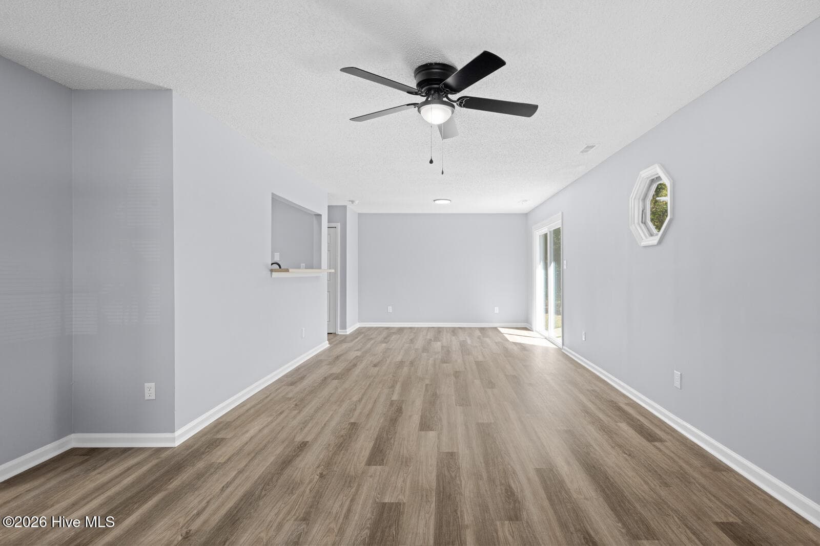 Single Family Residence at 1159 Pearl Court, Jacksonville, NC 28540, photo 5 of 27