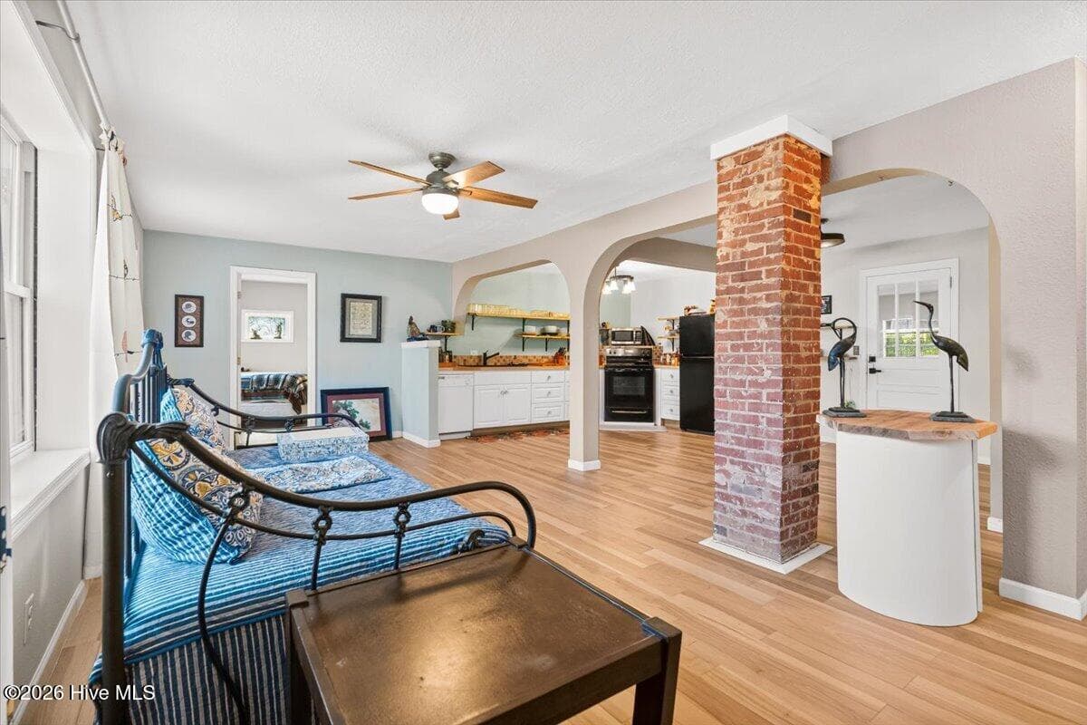 Single Family Residence at 1941 Roys Lane, Augusta, GA 30906, photo 5 of 45