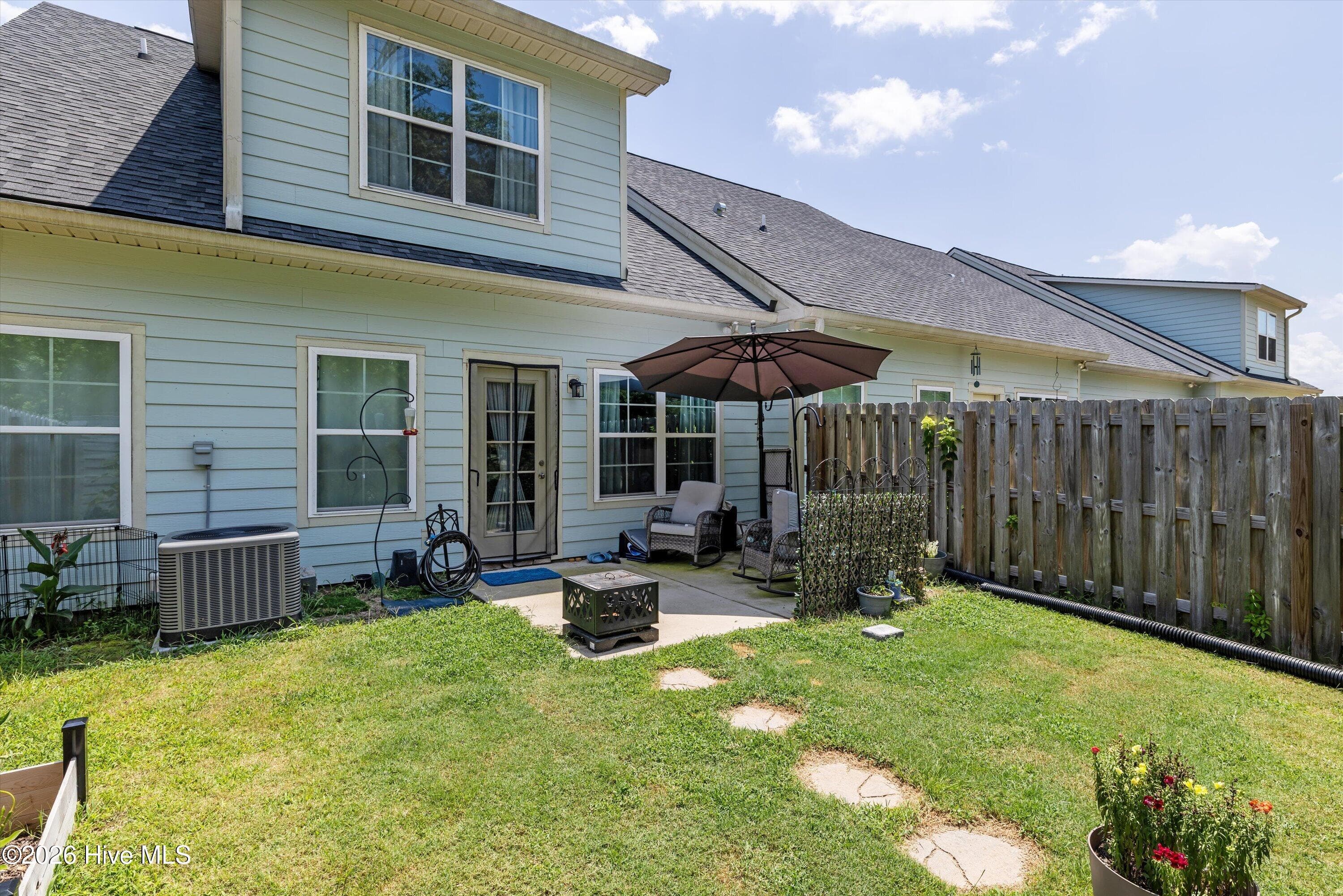 Townhouse at 309 Bordeaux Drive, Thomson, GA 30824, photo 3 of 3