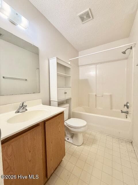 Townhouse at 964 W Pueblo Drive, Jacksonville, NC 28546, photo 14 of 21