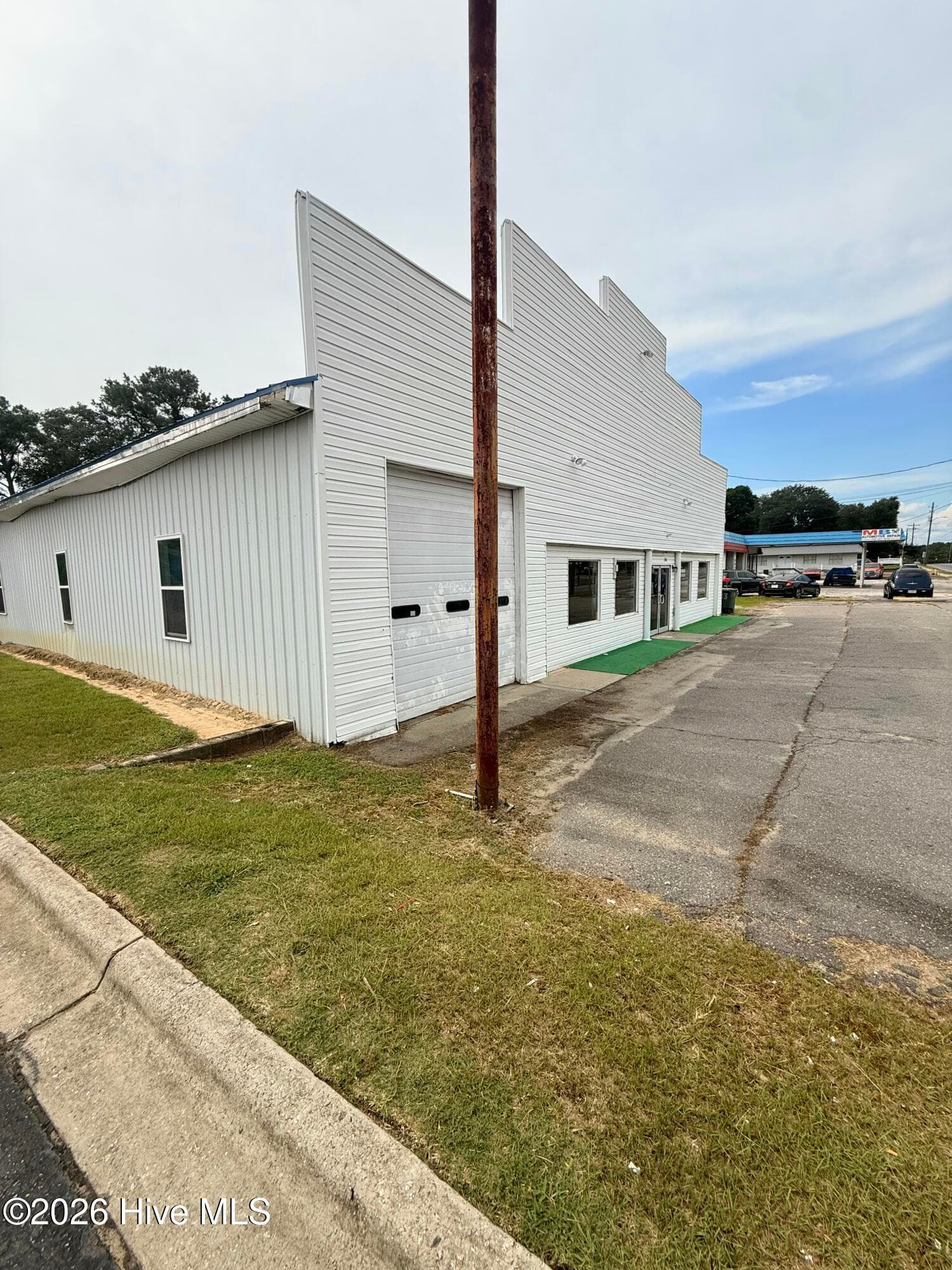 Business at 705 W Hamlet Avenue, Hamlet, NC 28345, photo 2 of 3