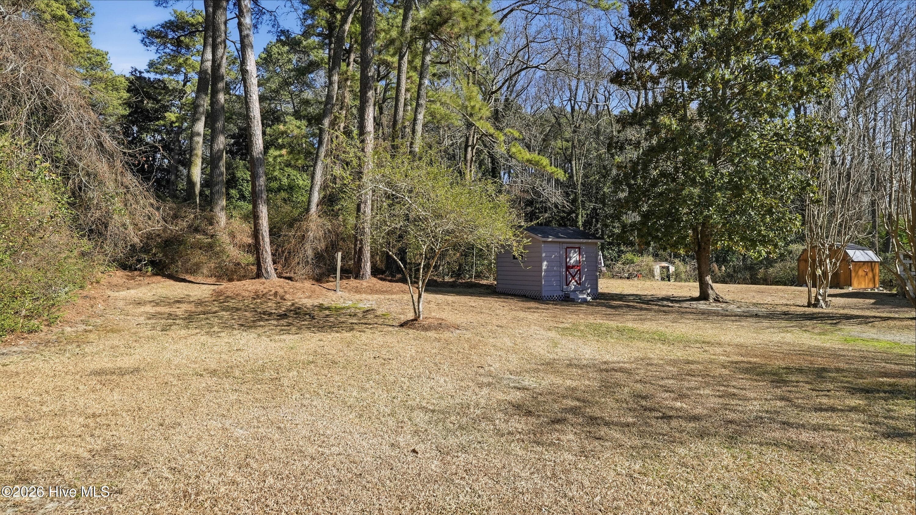 Manufactured Home at 716 Pinecrest Street, Carthage, NC 28327, photo 2 of 2