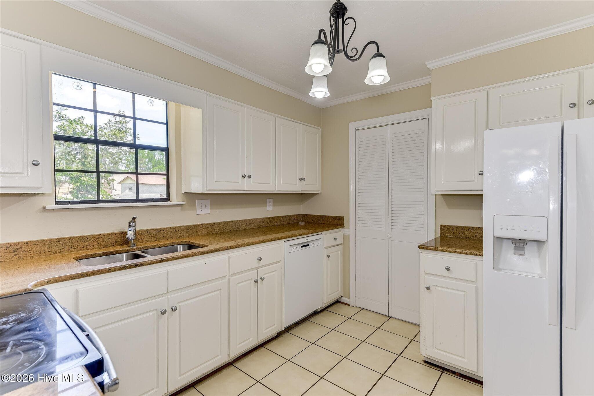 Single Family Residence at 3951 Braddock Street, Martinez, GA 30907, photo 13 of 27