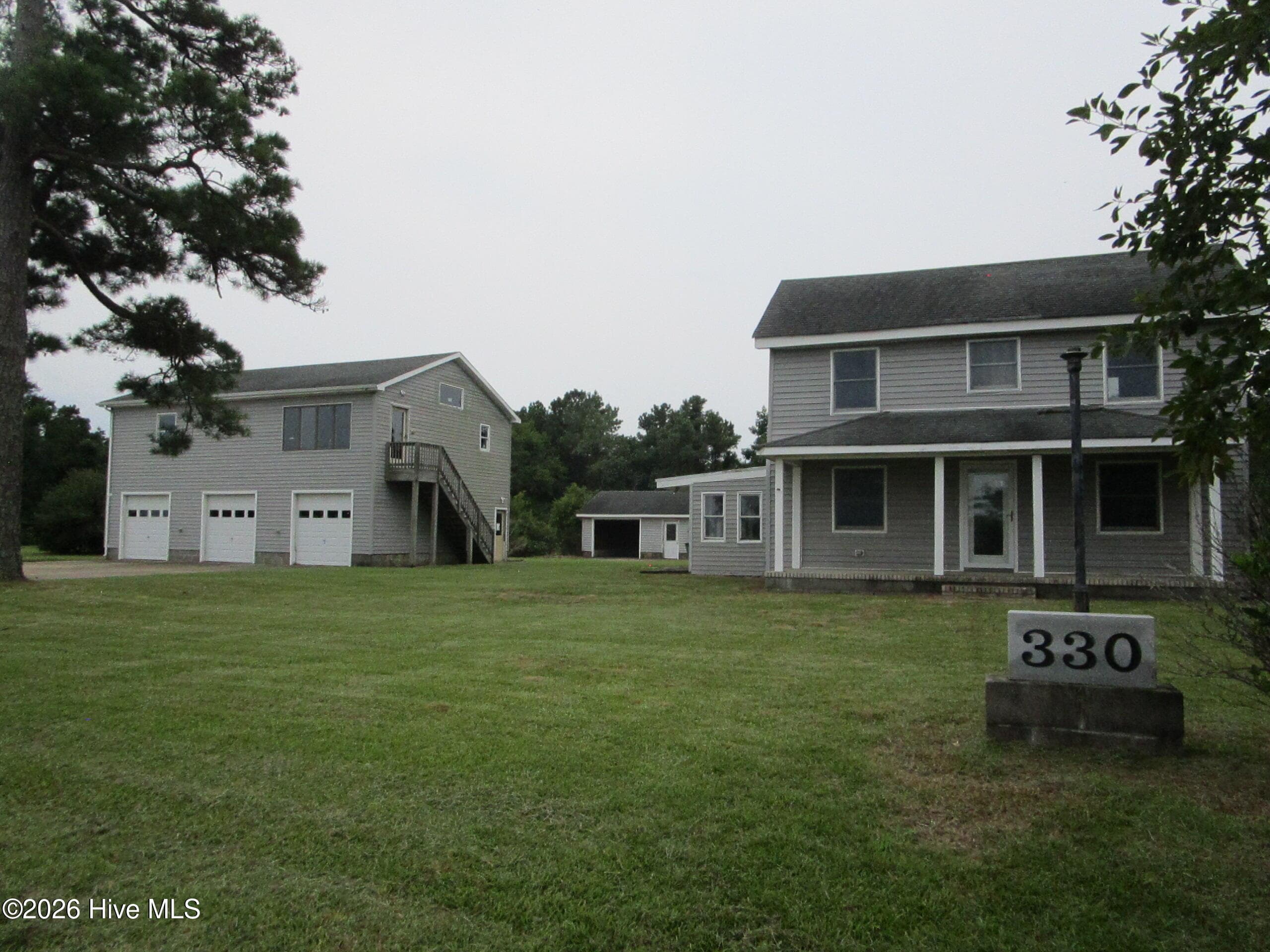 330 Narrow Shore Road, Aydlett, NC 27916