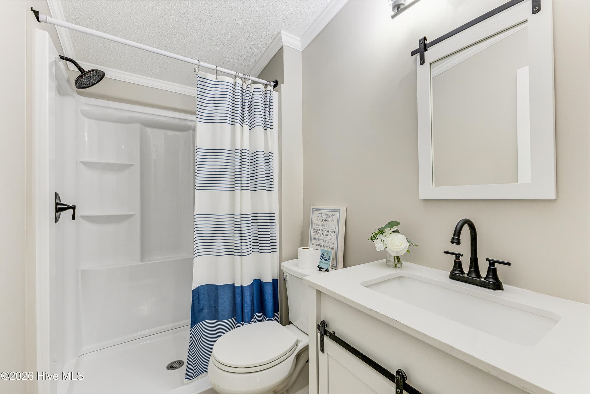 Manufactured Home at 2210 Forest Drive SW, Supply, NC 28462, photo 25 of 41