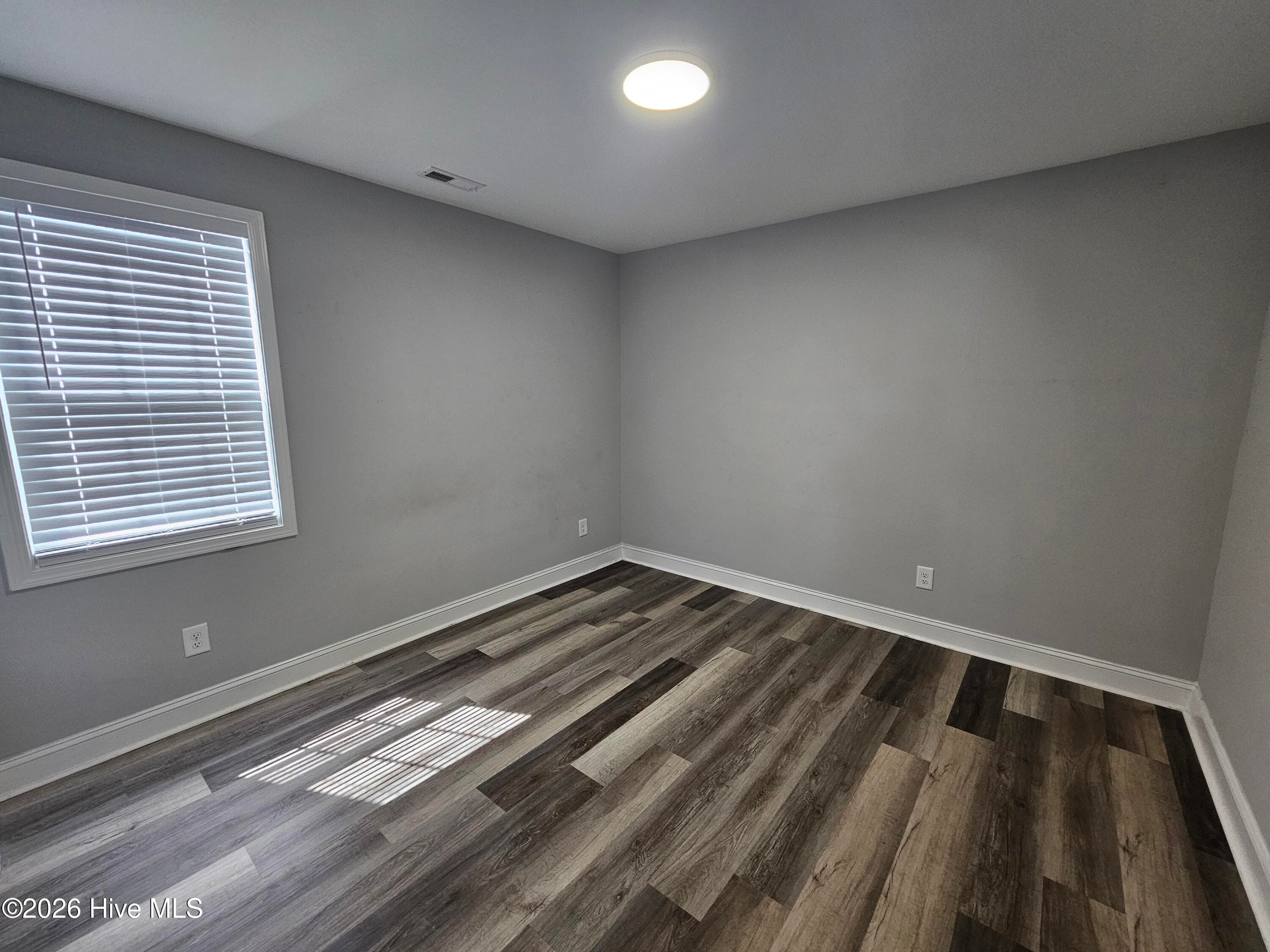 Single Family Residence at 109 Fox Cove Crossing, Jacksonville, NC 28546, photo 23 of 24