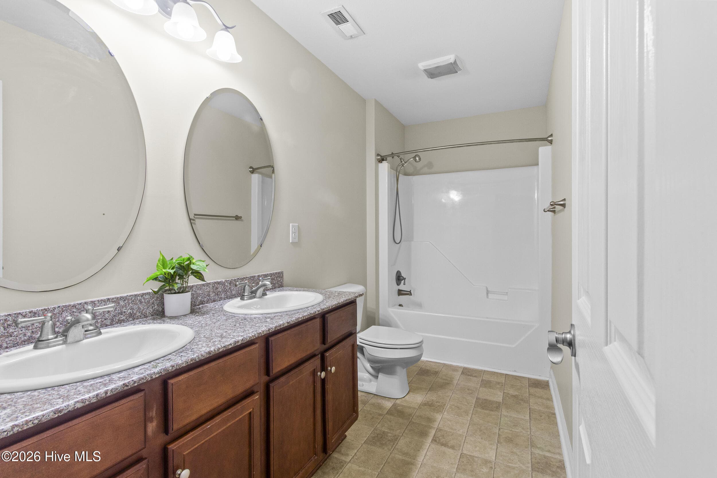 Single Family Residence at 3279 Austin Avenue, New Bern, NC 28562, photo 69 of 78