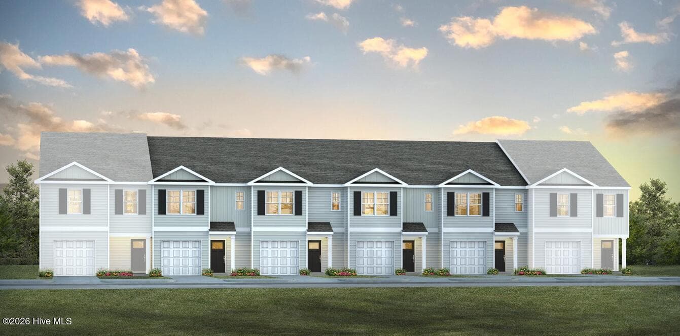 Townhouse at 4329 Majesty Drive Unit 402, Castle Hayne, NC 28429, photo 2 of 37