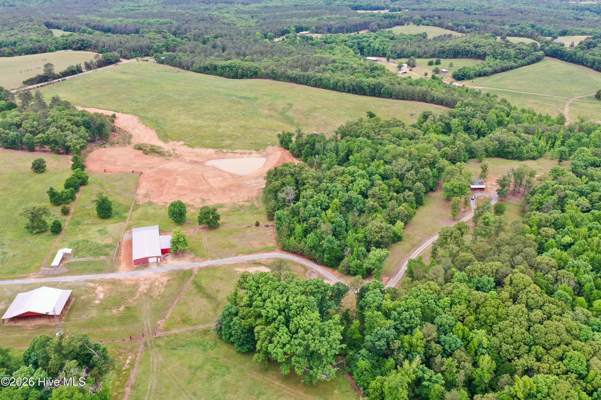 Single Family Residence at 8335 Sc 187, Iva, SC 29655, photo 6 of 17