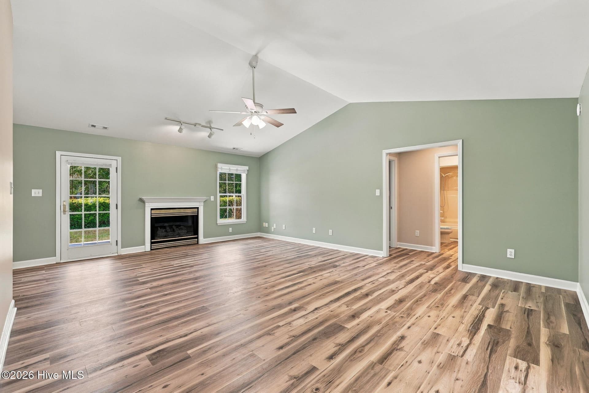 Single Family Residence at 620 Riva Ridge Road, Sneads Ferry, NC 28460, photo 6 of 50