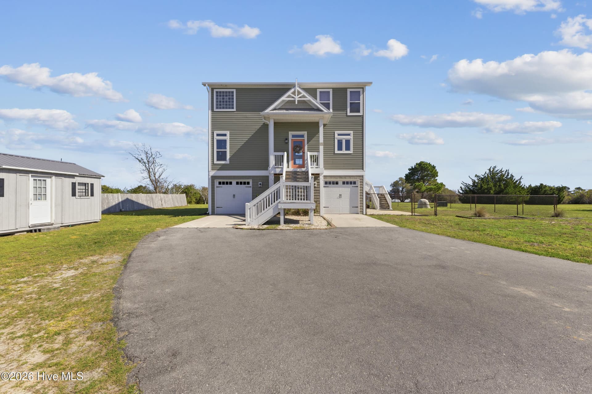 Single Family Residence at 345 Twin Oaks Drive, Hampstead, NC 28443, photo 4 of 50