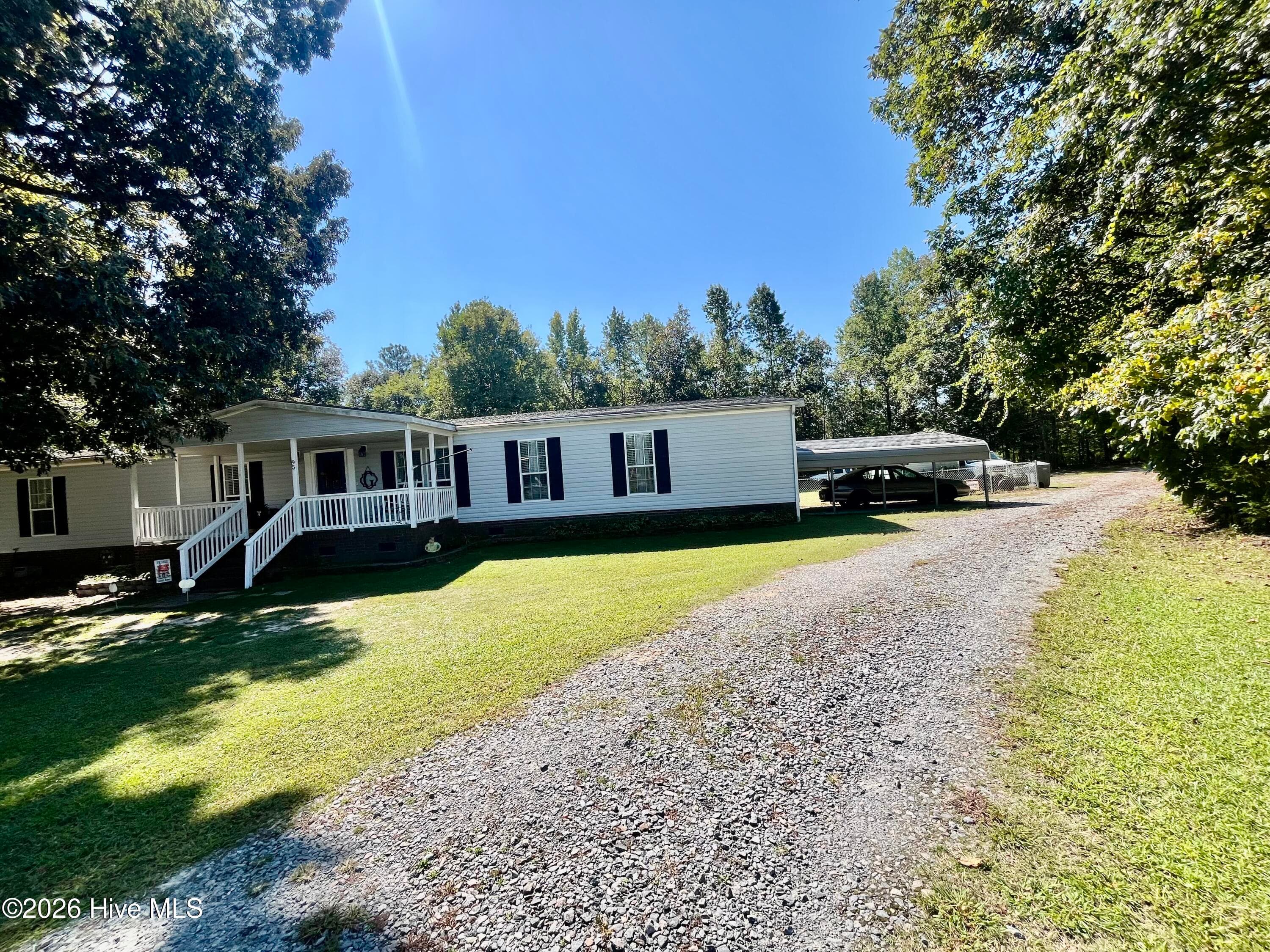 Manufactured Home at 95 Live Oak Court, Kenly, NC 27542, photo 3 of 34