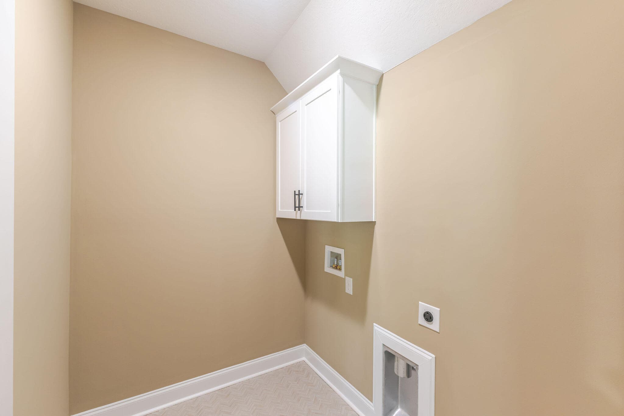 Single Family Residence at 1065 Ferndown Court, Aiken, SC 29803, photo 20 of 47