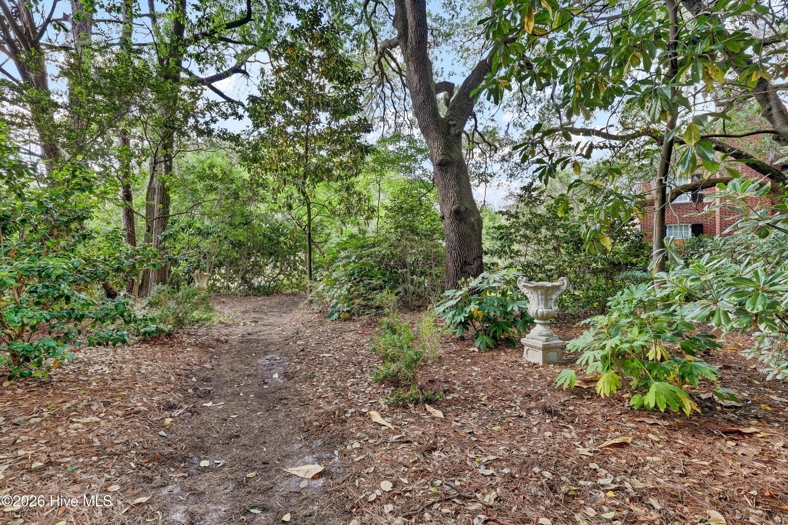 Single Family Residence at 1411 Live Oak Parkway, Wilmington, NC 28403, photo 51 of 63