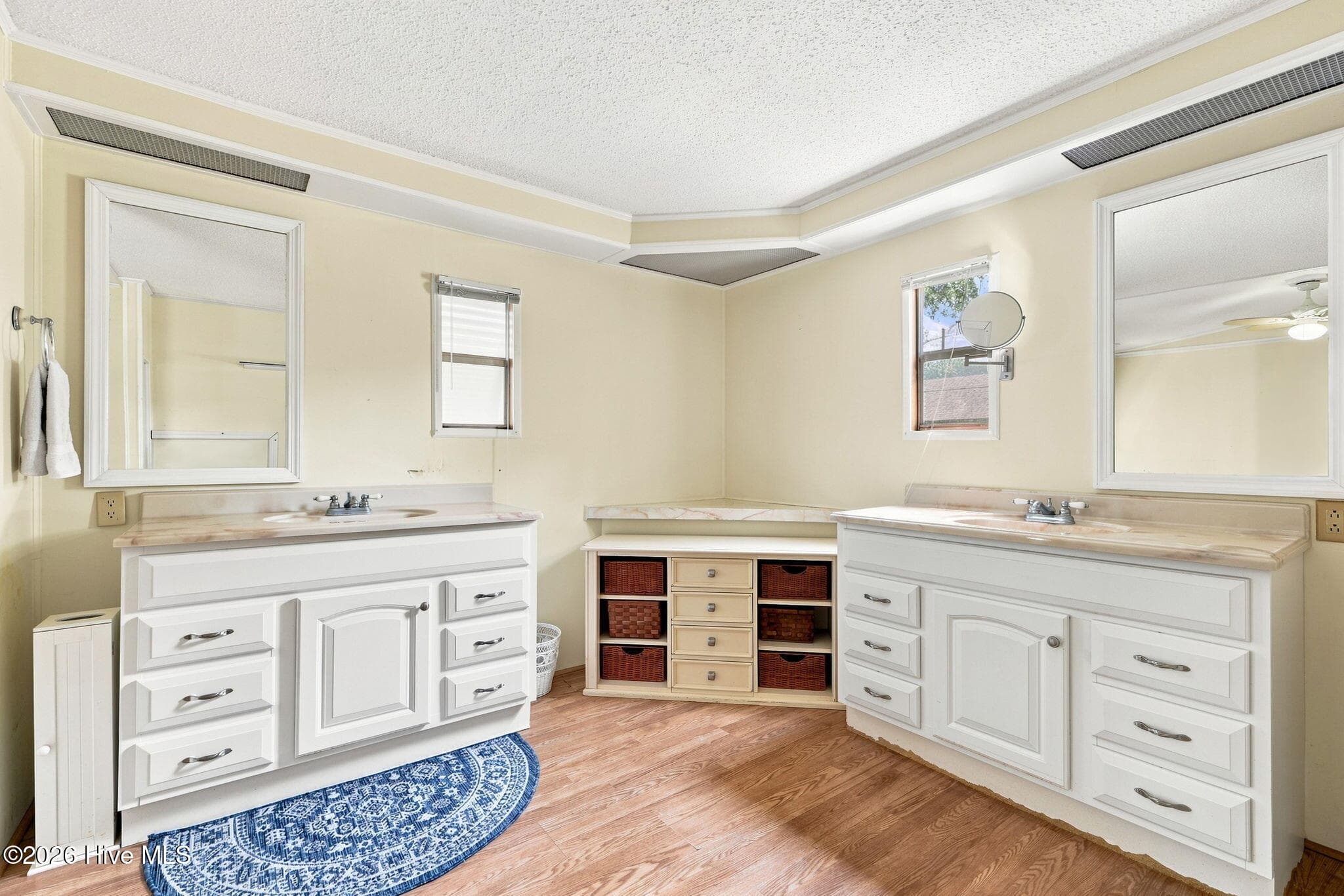 Manufactured Home at 114 Lejeune Road, Cape Carteret, NC 28584, photo 20 of 57