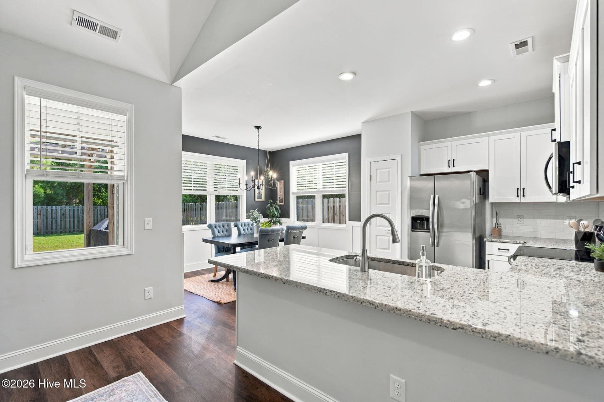 Single Family Residence at 2024 Blue Bonnet Circle, Castle Hayne, NC 28429, photo 15 of 42
