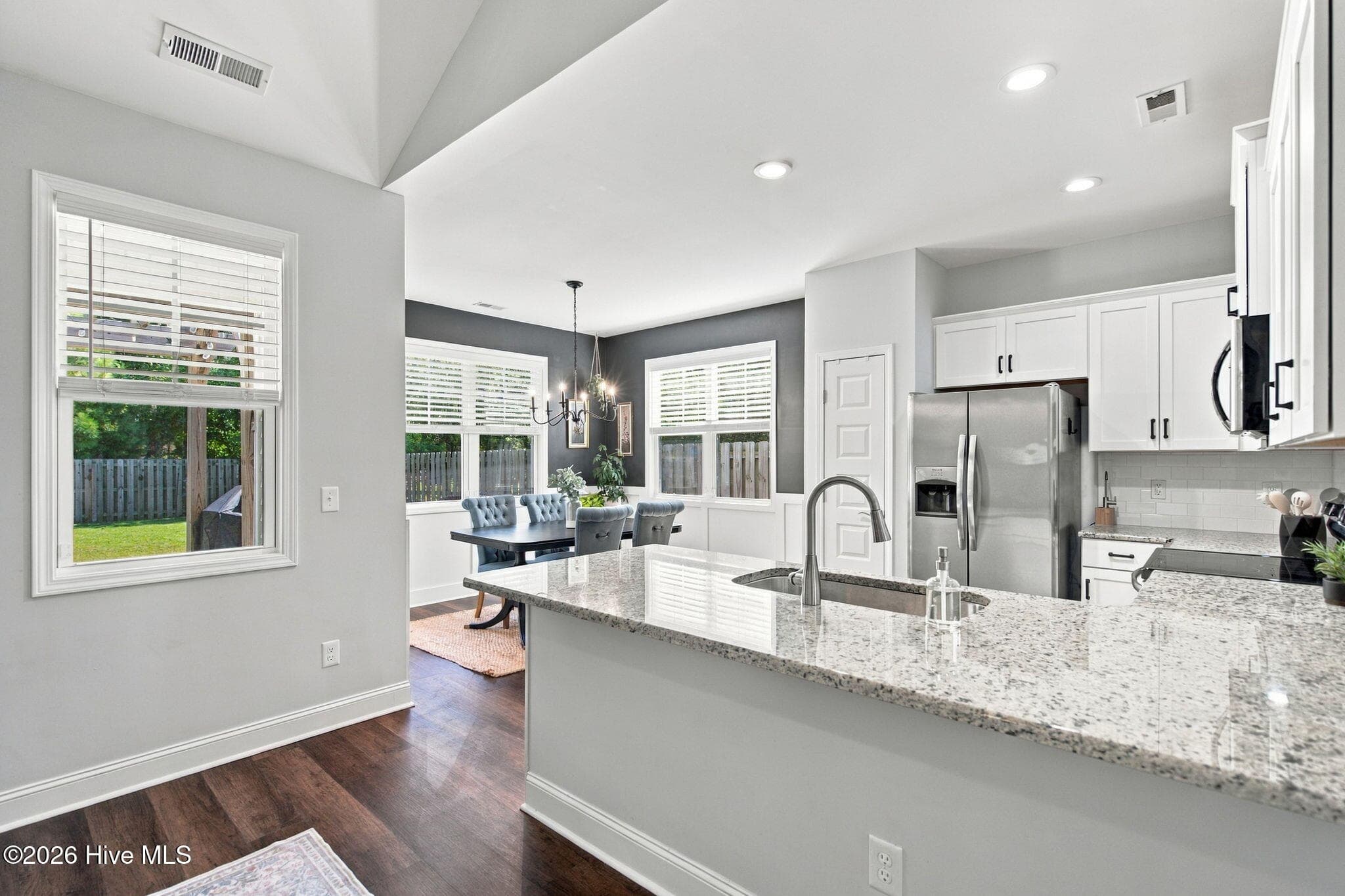 Single Family Residence at 2024 Blue Bonnet Circle, Castle Hayne, NC 28429, photo 15 of 42