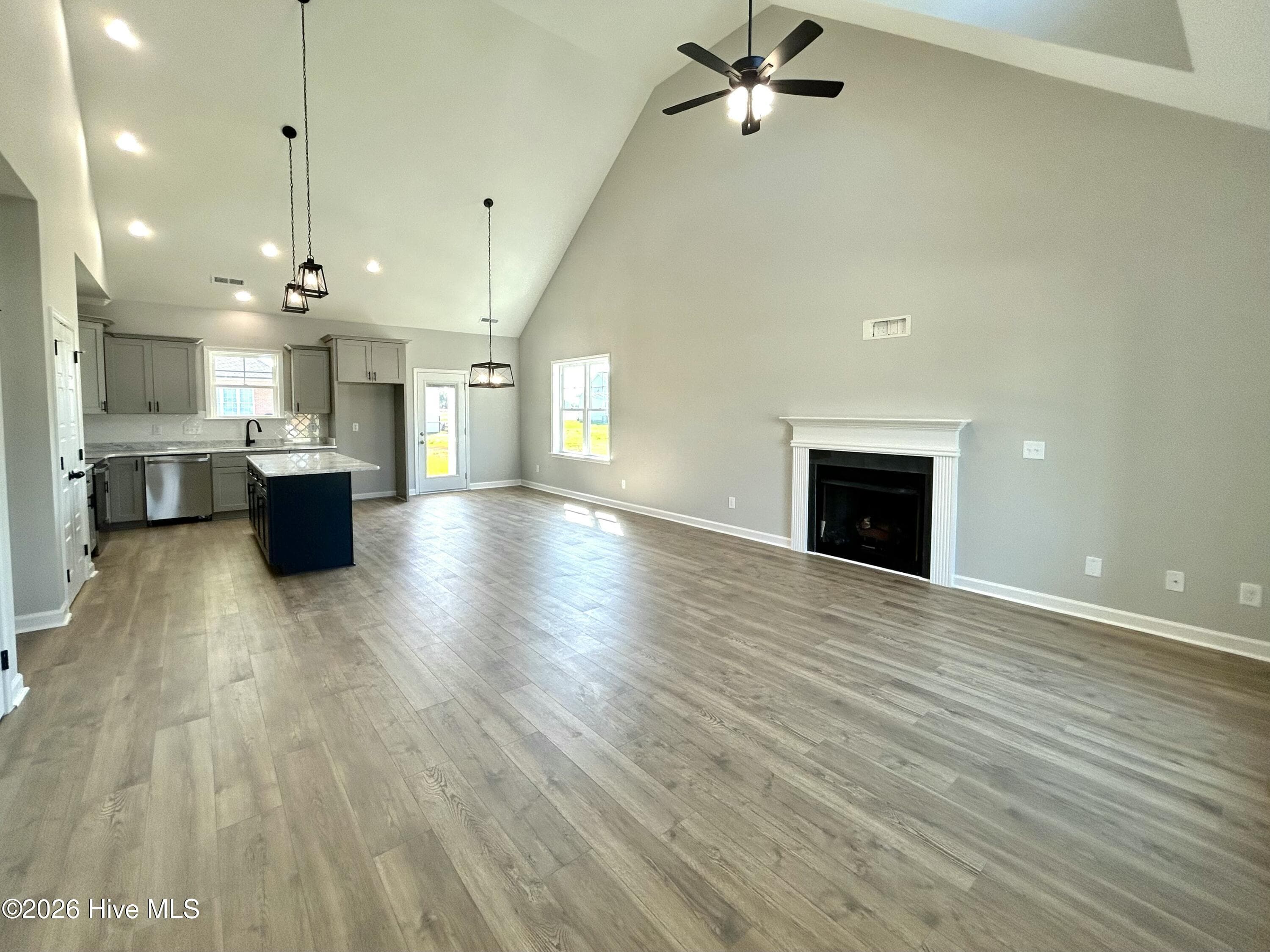 Single Family Residence at 3763 Huntcliff Drive, La Grange, NC 28551, photo 6 of 30