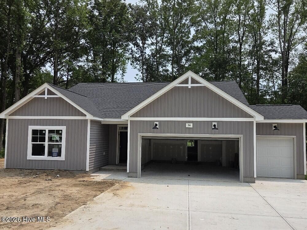 Single Family Residence at 914 Rialto Lane, Ayden, NC 28513, photo 3 of 62