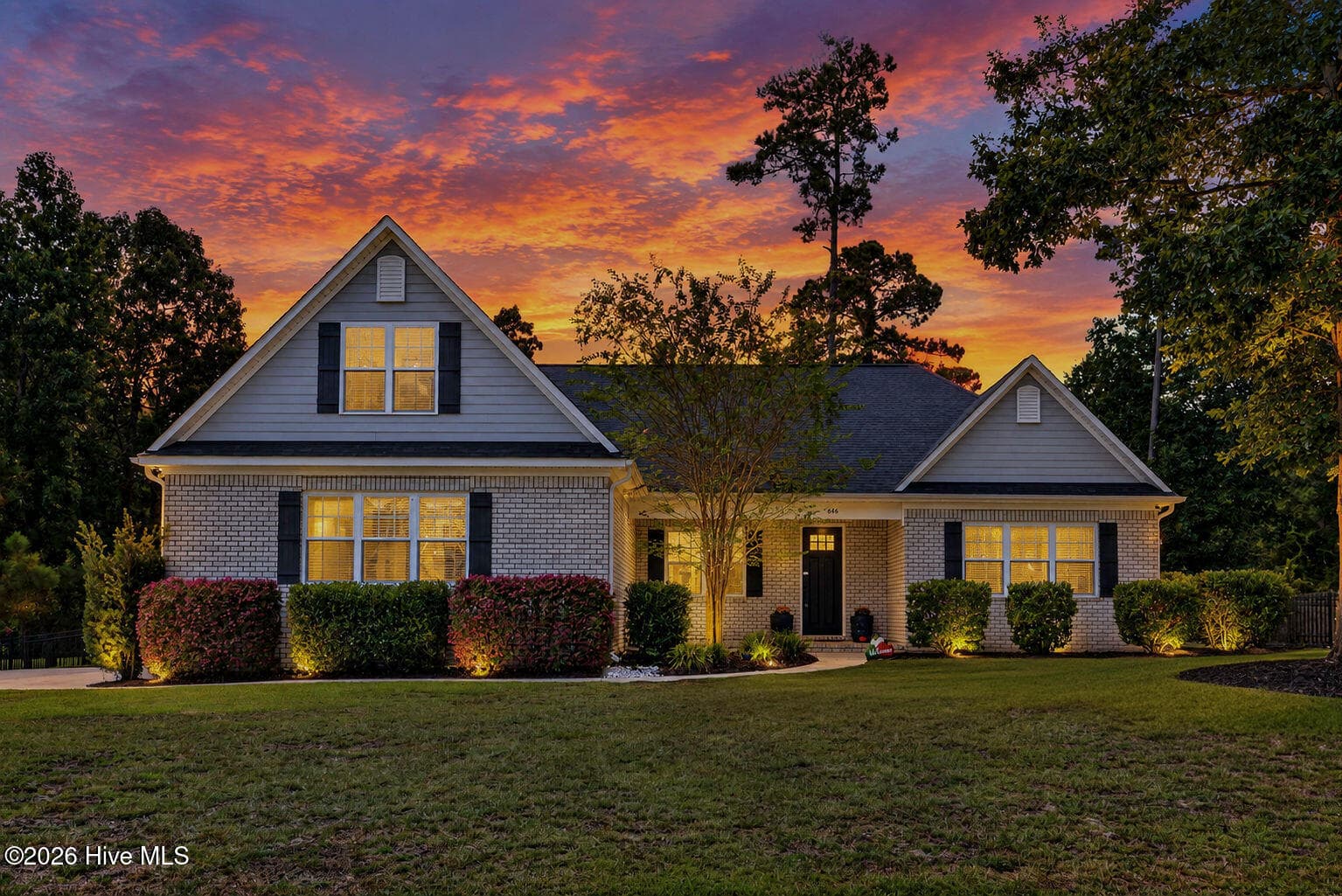 Single Family Residence at 646 Crown Pointe Drive, Hampstead, NC 28443, photo 2 of 44