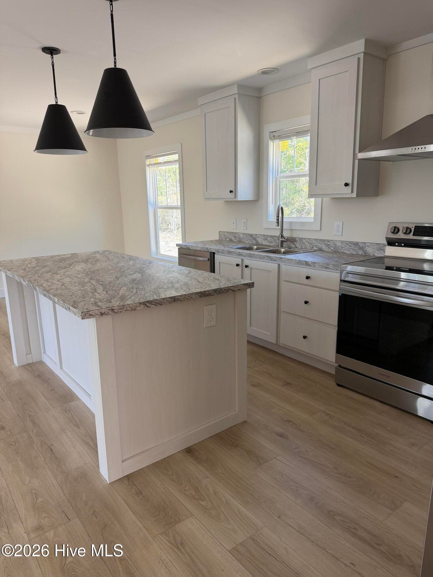 Manufactured Home at 442 Mt Zion Road, Trenton, SC 29847, photo 6 of 22
