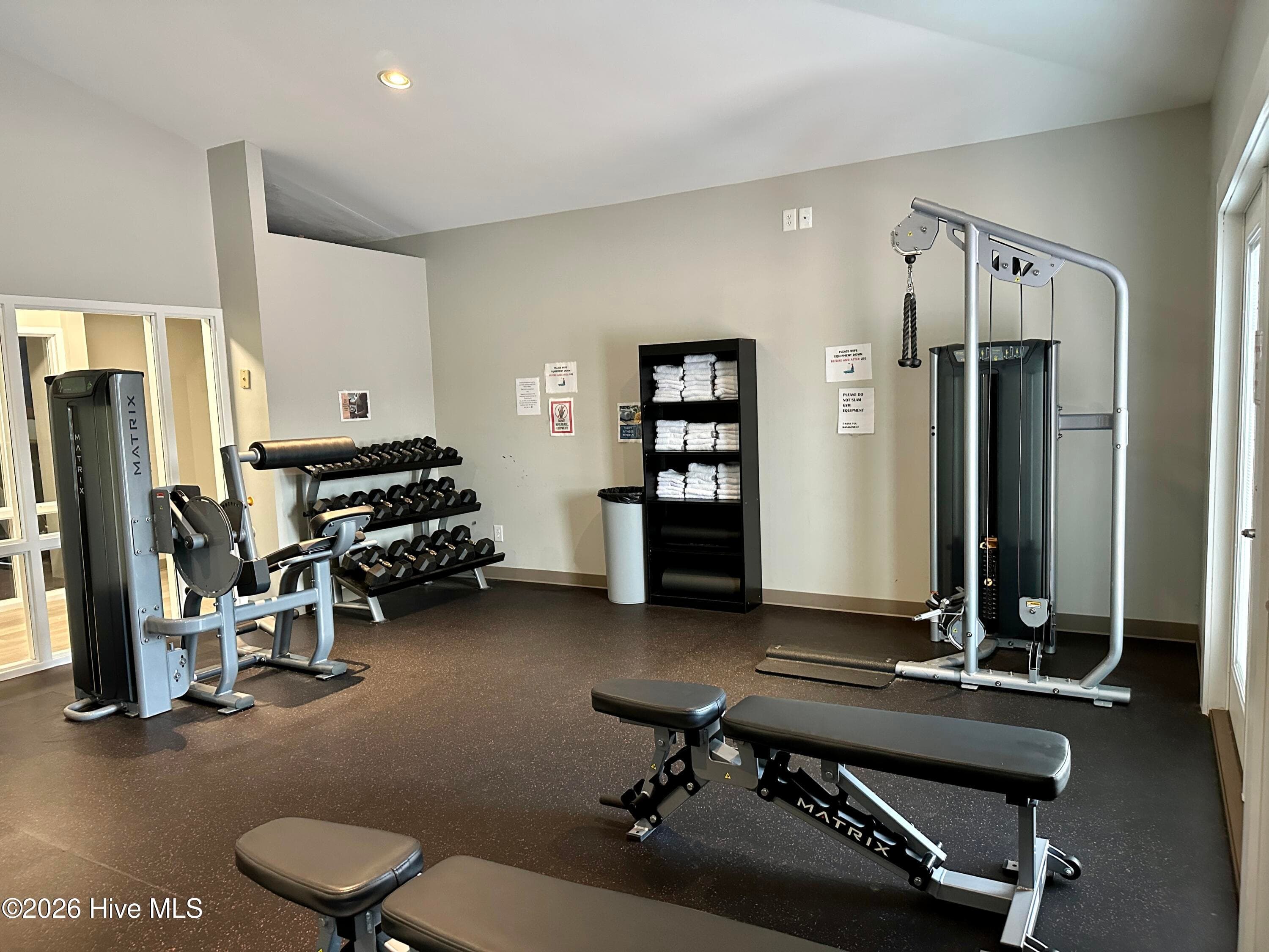 2 Gyms! - 2131 Royal Pines Drive, New Bern, NC 28560