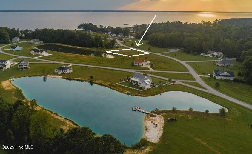 727 318 + 319 W Burton Farm Drive, Minnesott Beach, NC 28510
