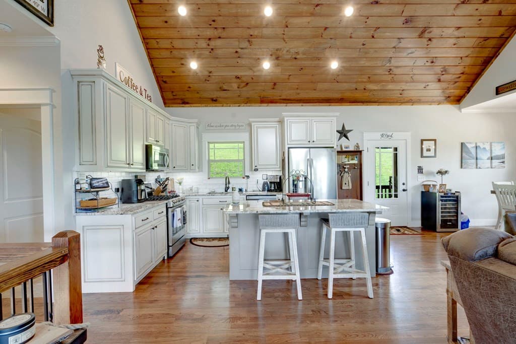 Single Family Residence at 2079 Gallatin Road, Young Harris, GA 30582, photo 8 of 38