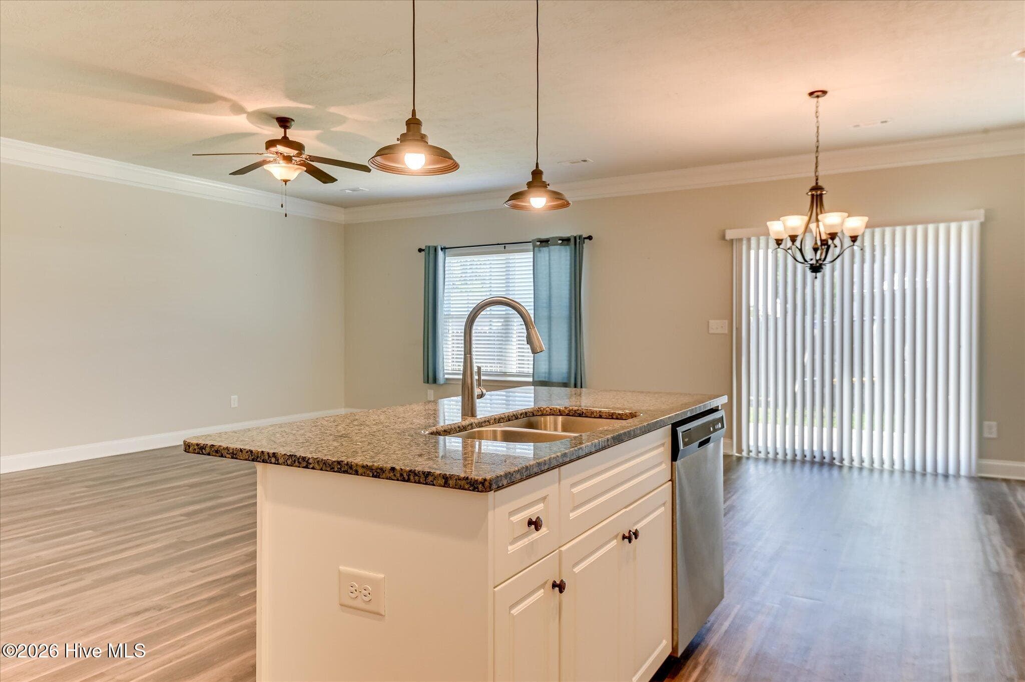 Island with breakfast bar - 160 Swinton Pond Road, Grovetown, GA 30813