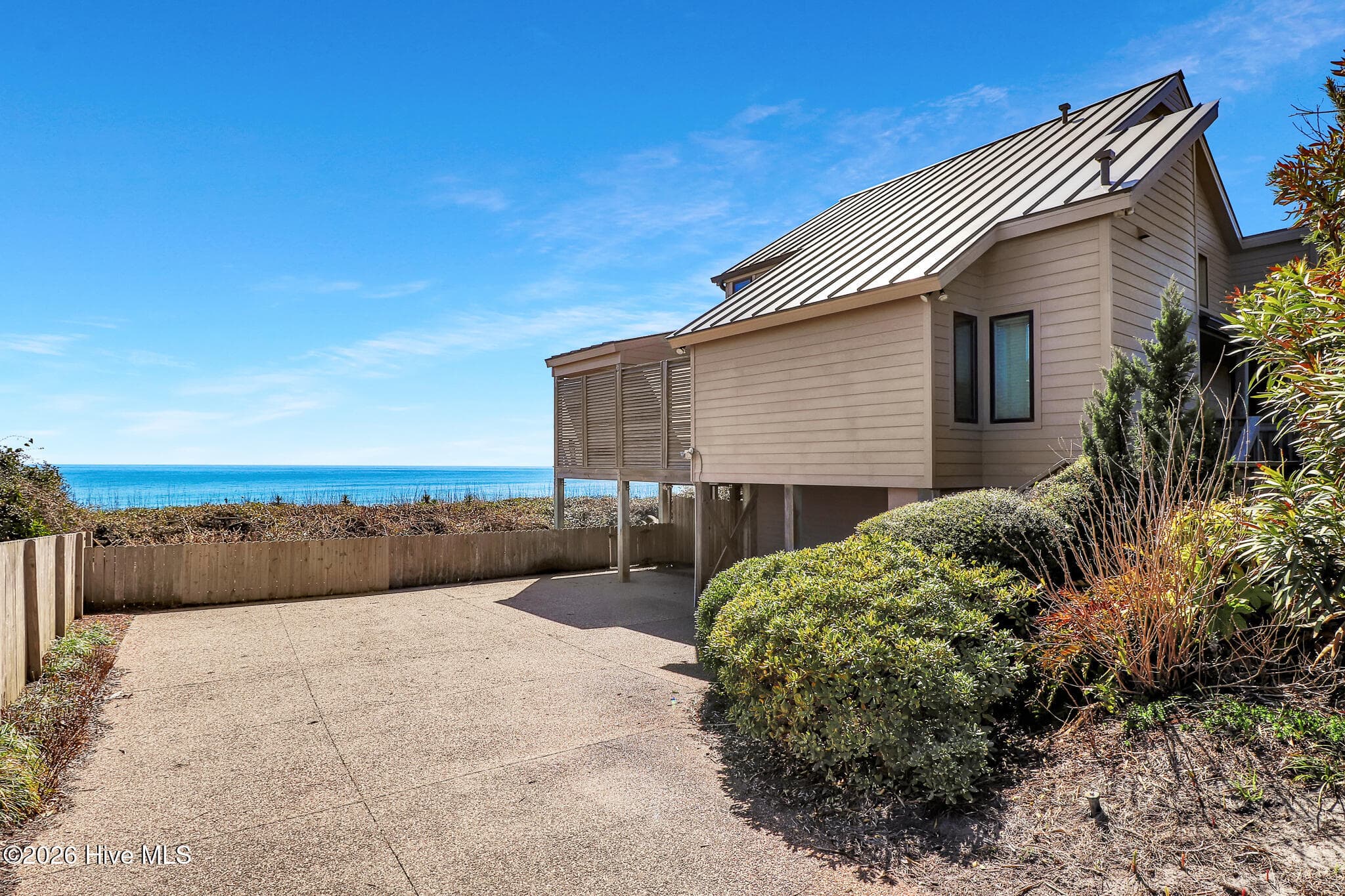 111 Dogwood Circle, Pine Knoll Shores, NC 28512