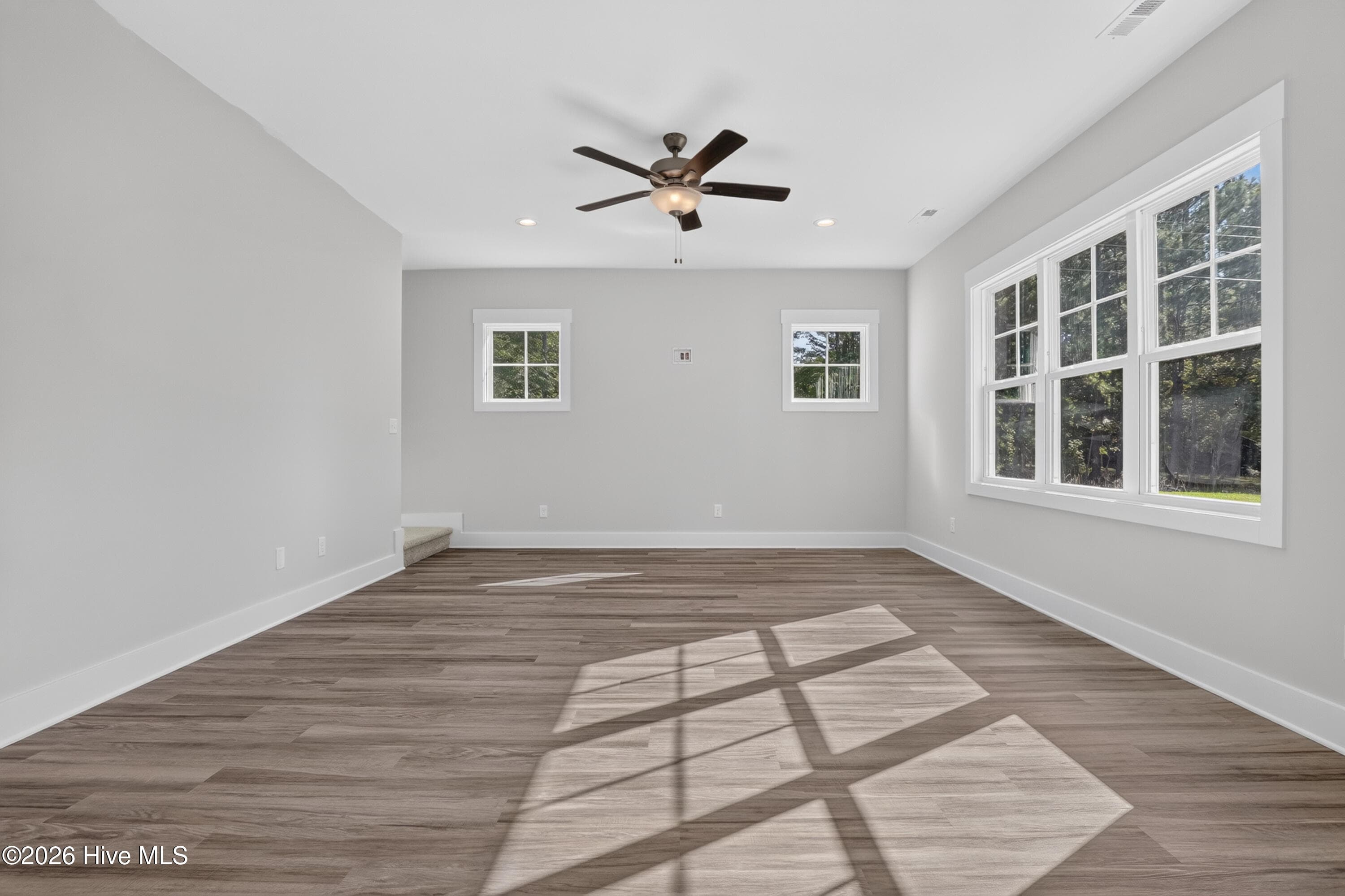 Single Family Residence at 19 Peach Court, Burgaw, NC 28425, photo 4 of 36