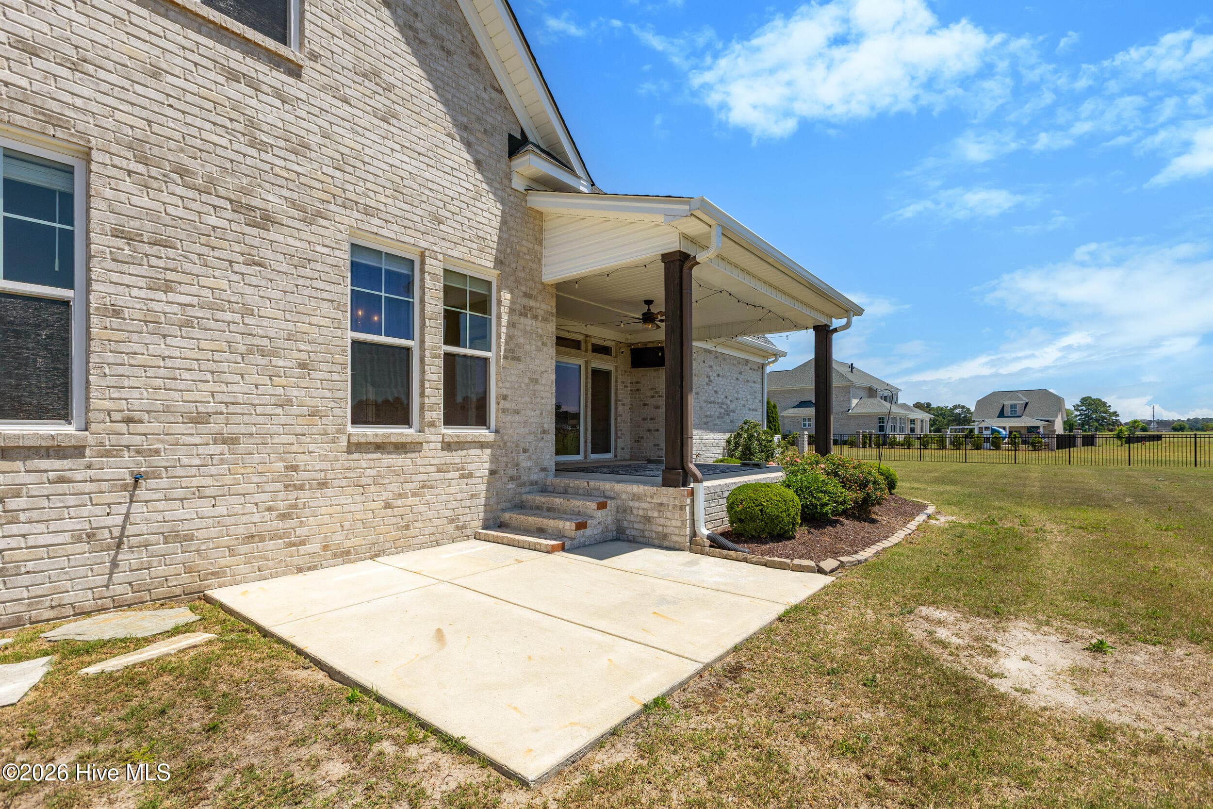 Single Family Residence at 1357 Autumn Lakes Drive, Grimesland, NC 27837, photo 12 of 14