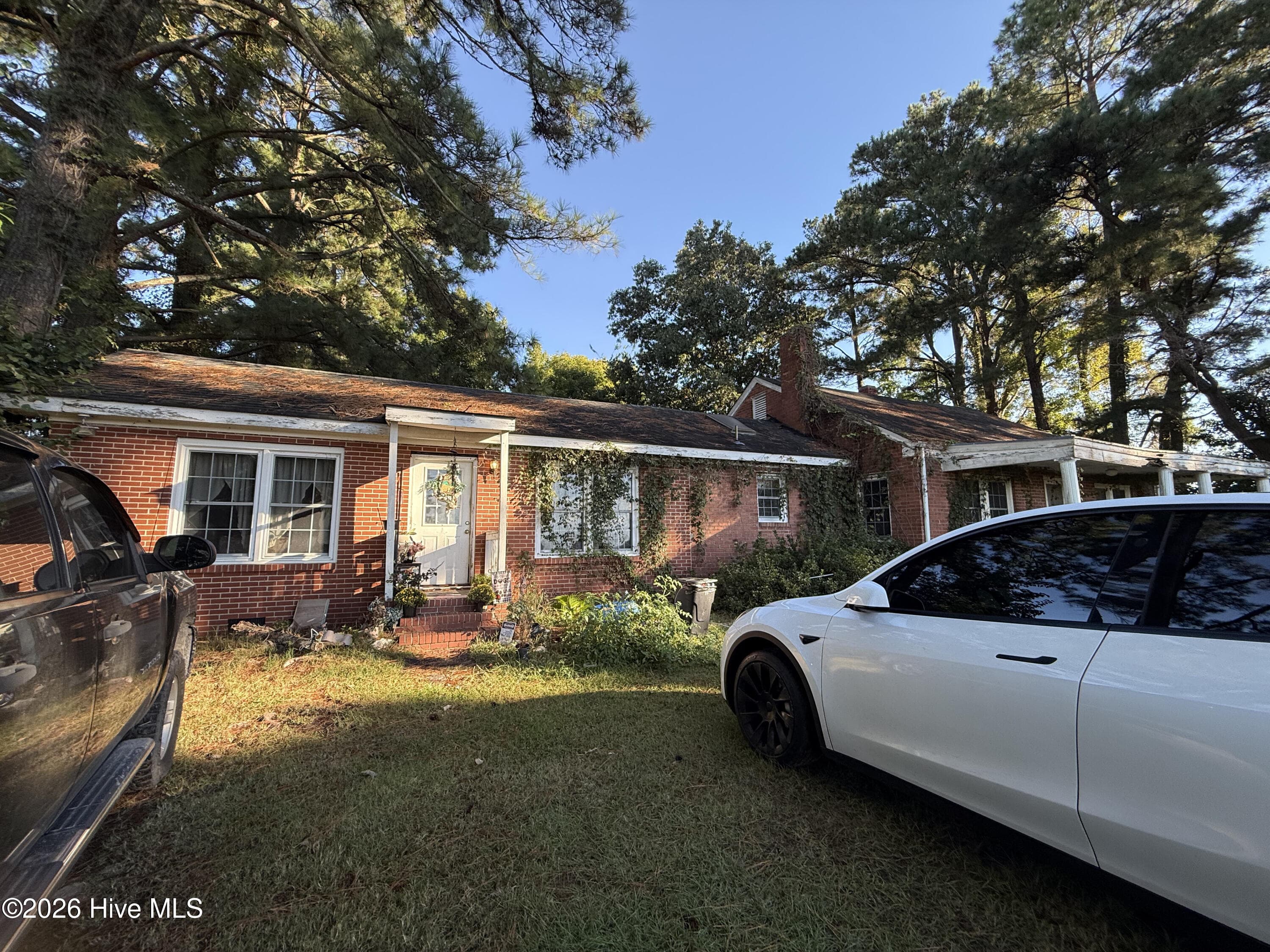 Single Family Residence at 1946 Paradise Road, Edenton, NC 27932, photo 8 of 48
