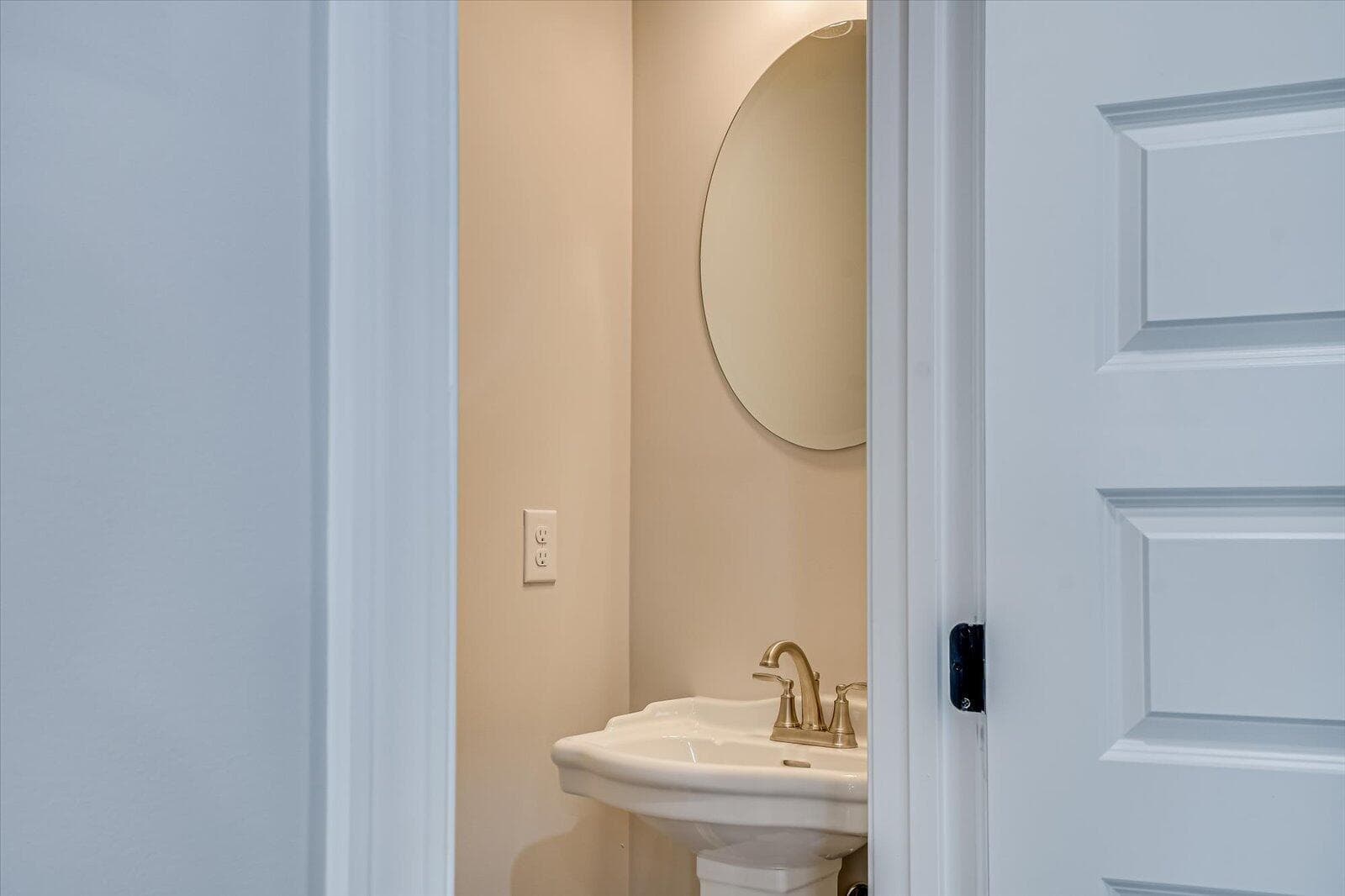 Single Family Residence at 6236 Canterbury Farms Parkway, Grovetown, GA 30813, photo 19 of 49
