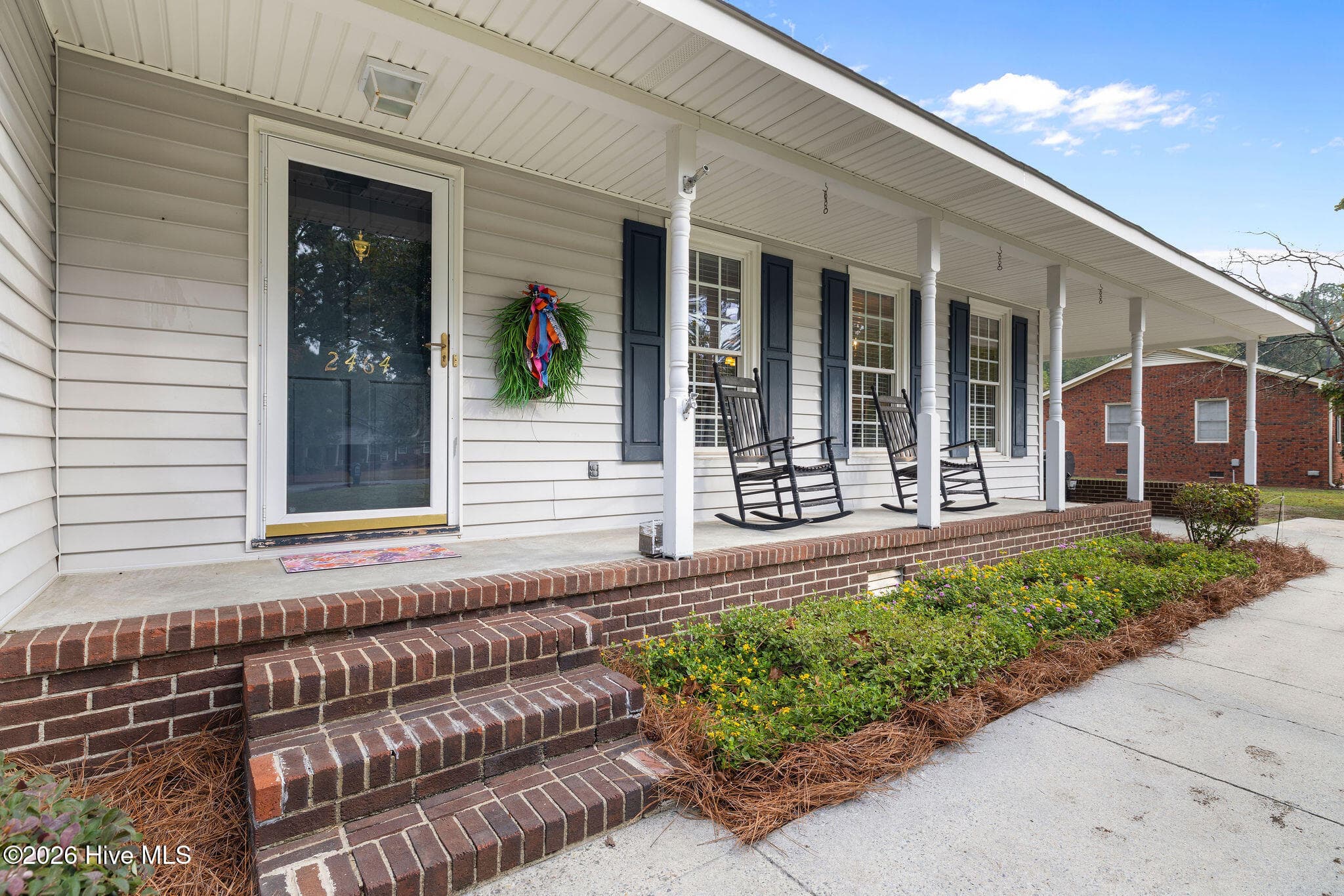 Single Family Residence at 2464 English Squire Drive, Kinston, NC 28504, photo 4 of 24