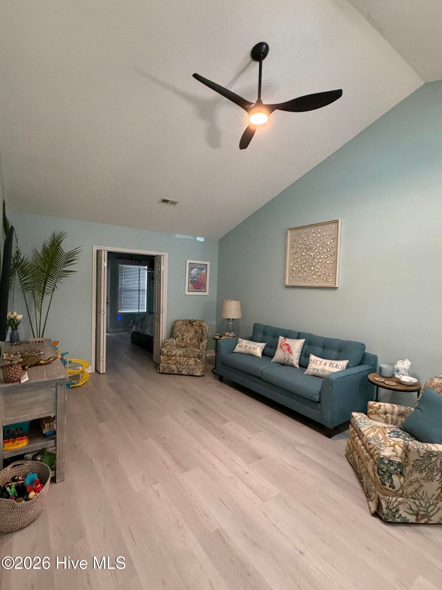 Townhouse at 404 Sunset Oaks Lane, Sunset Beach, NC 28468, photo 6 of 14