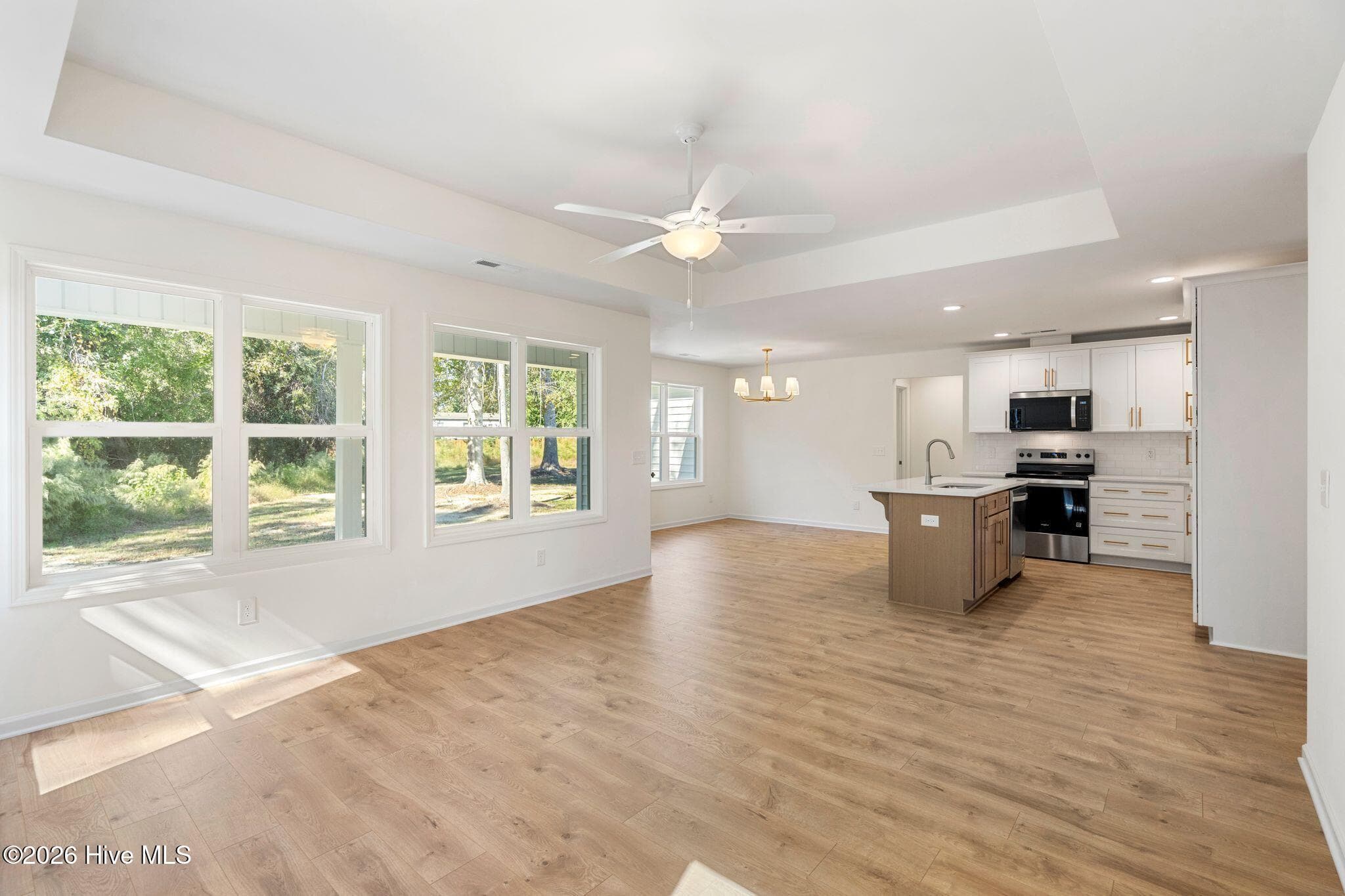 Single Family Residence at 303 Riva Ridge, Burgaw, NC 28425, photo 14 of 72