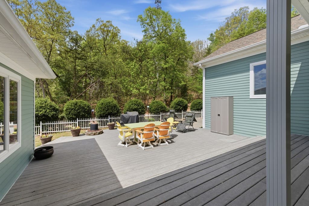 Single Family Residence at 1526 Cedar View Lane, Hiawassee, GA 30546, photo 36 of 75